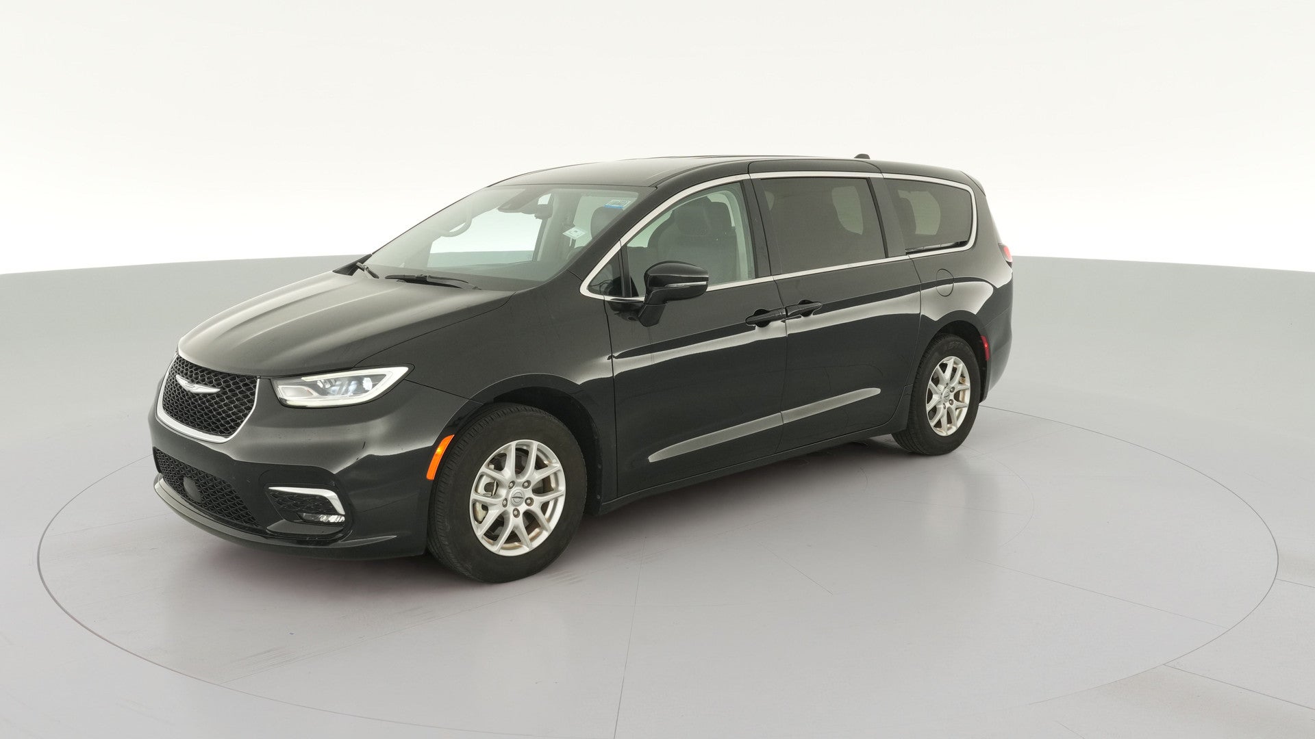 2024 Chrysler Pacifica vehicle photo