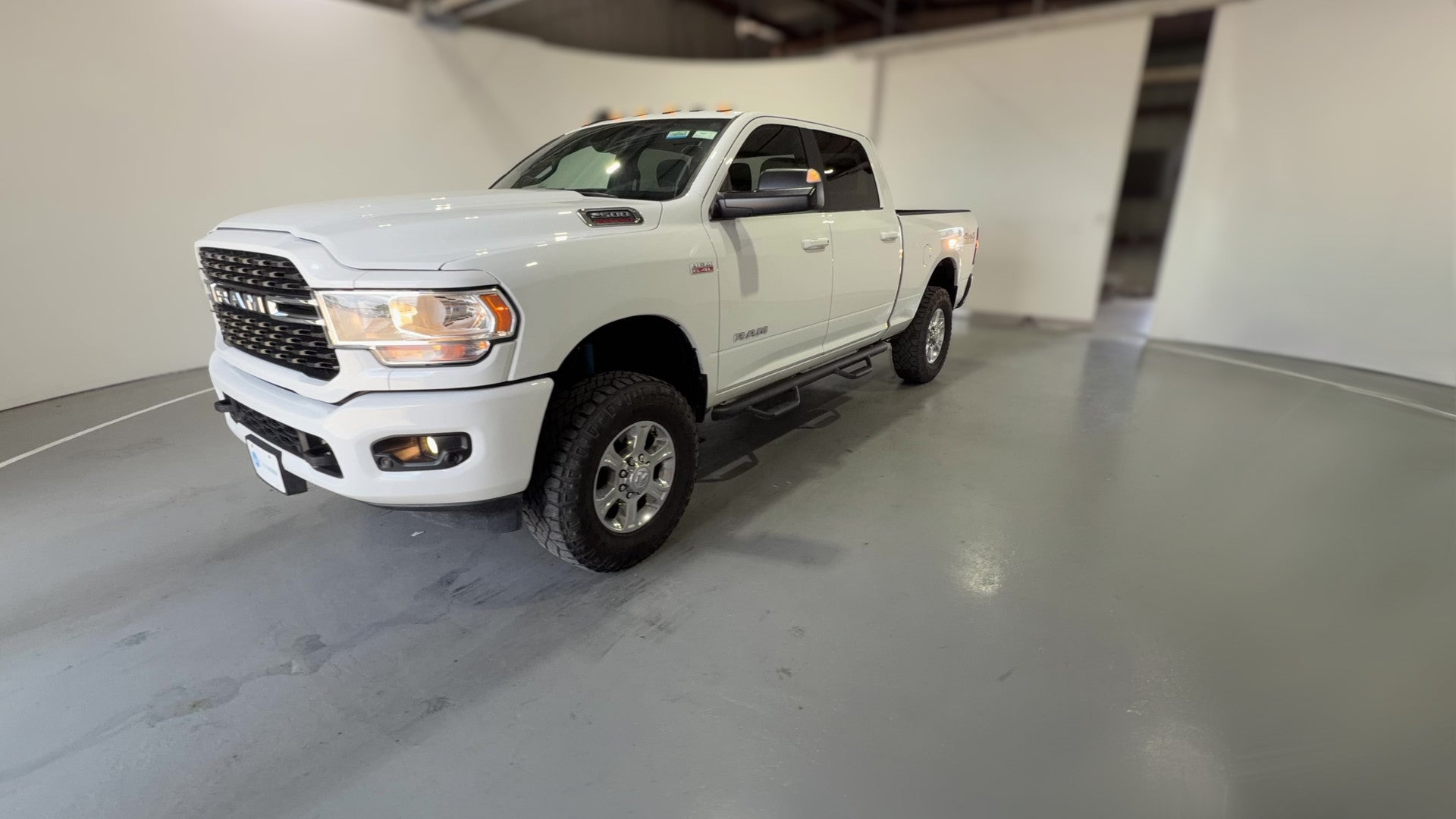 2022 Ram 2500 Crew Cab vehicle photo