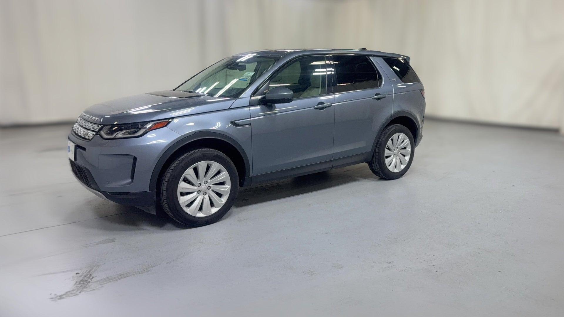 2020 Land Rover Discovery Sport vehicle photo