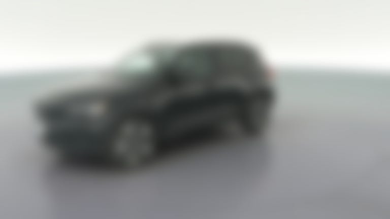 2024 Volvo XC40 vehicle photo