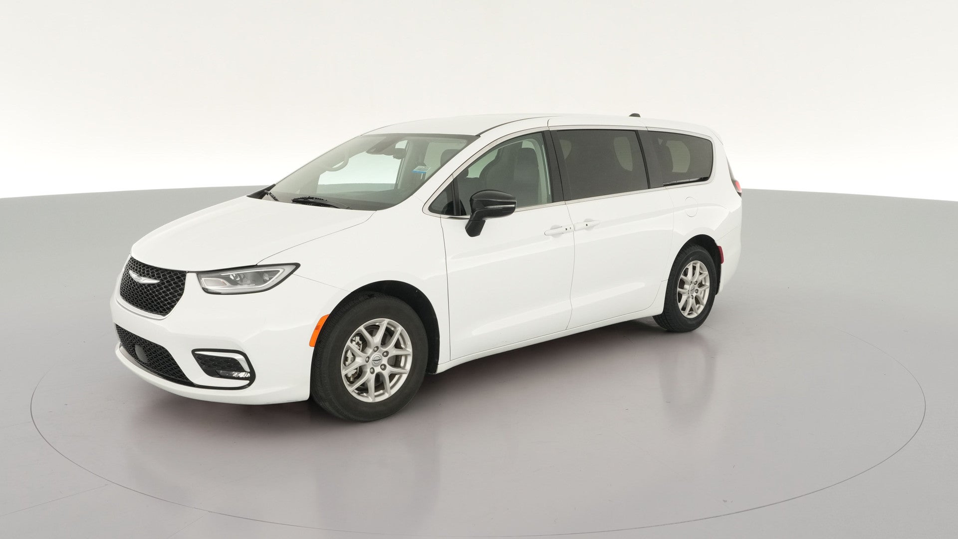 2024 Chrysler Pacifica vehicle photo