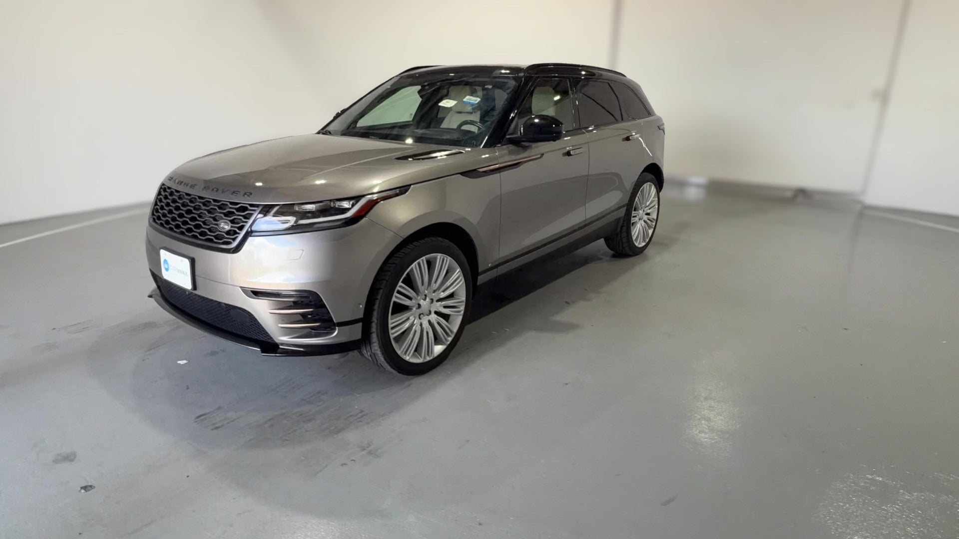 2019 Land Rover Range Rover Velar vehicle photo