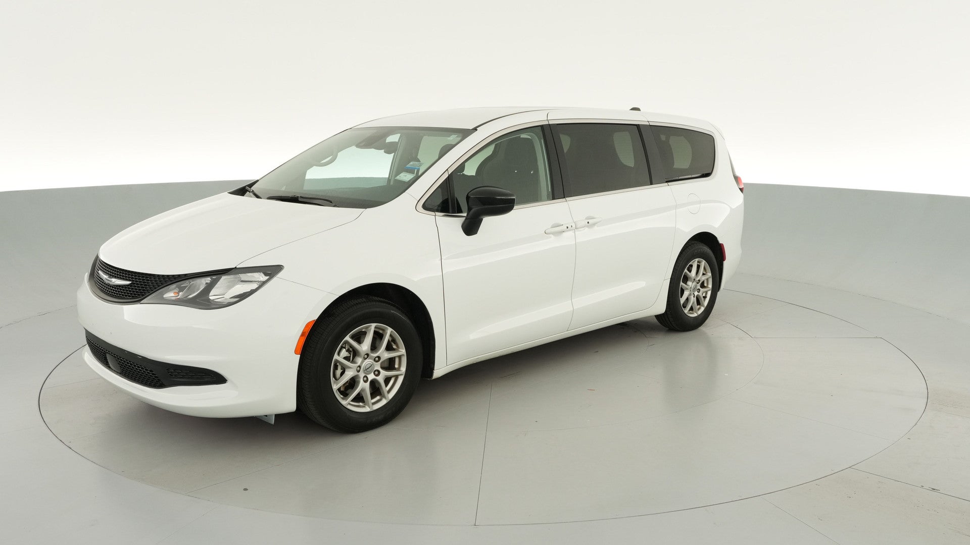 2024 Chrysler Voyager vehicle photo