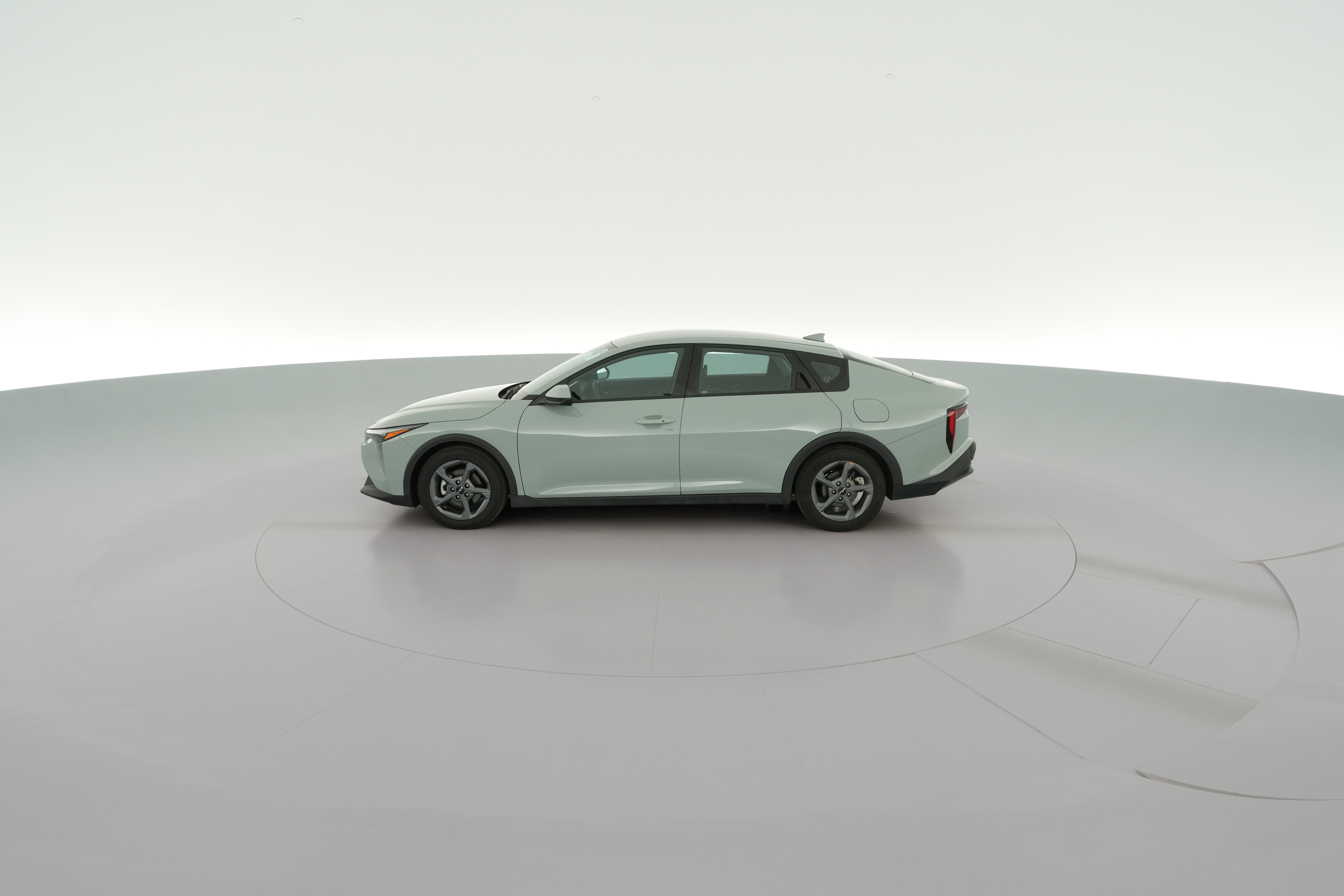 2025 Kia K4 LXS - Photo 25