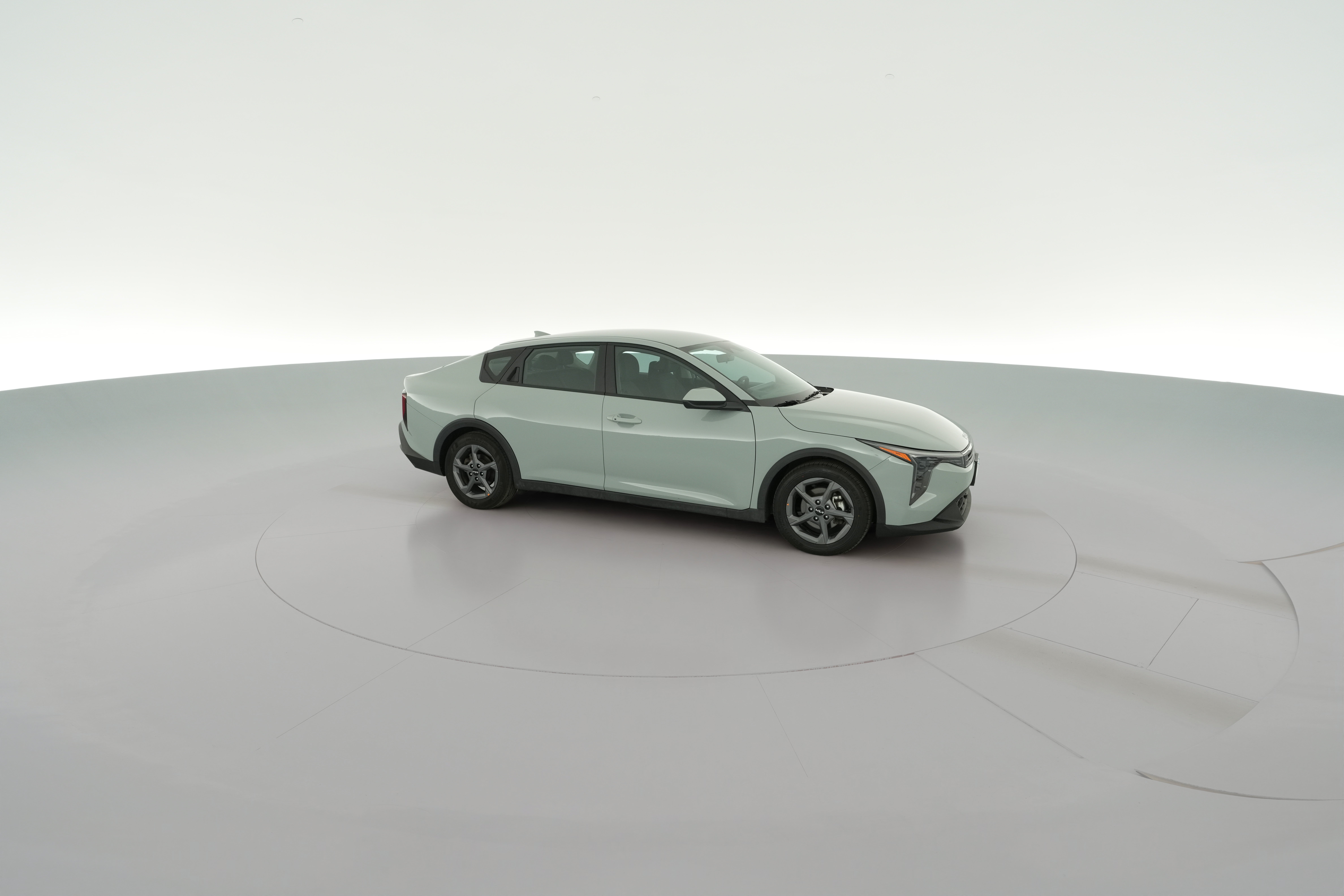 2025 Kia K4 LXS - Photo 34