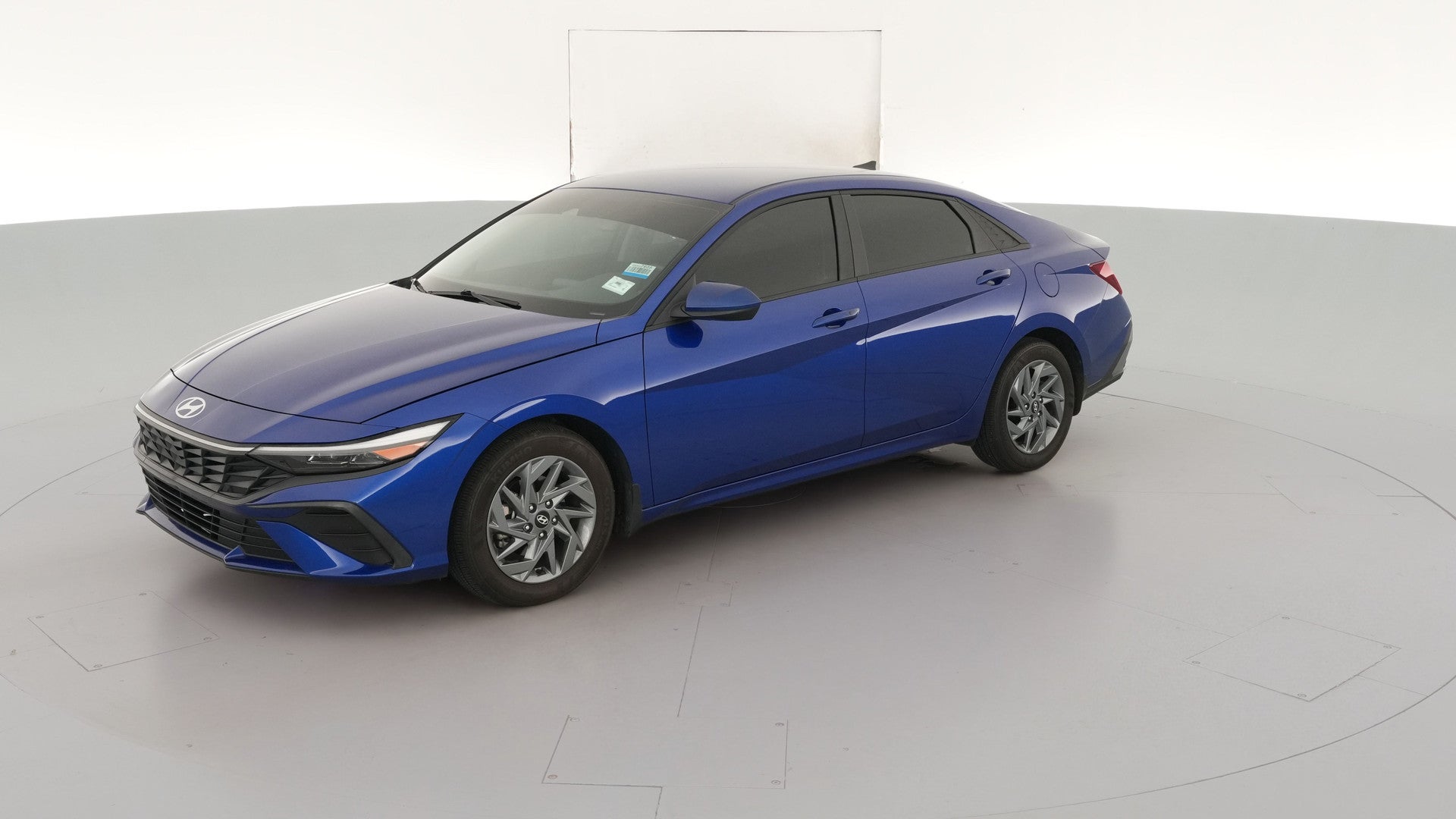2024 Hyundai Elantra vehicle photo