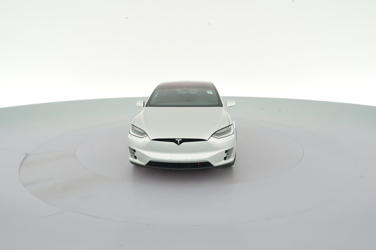 2018 Tesla Model X 75D in Silver — 360° view 1