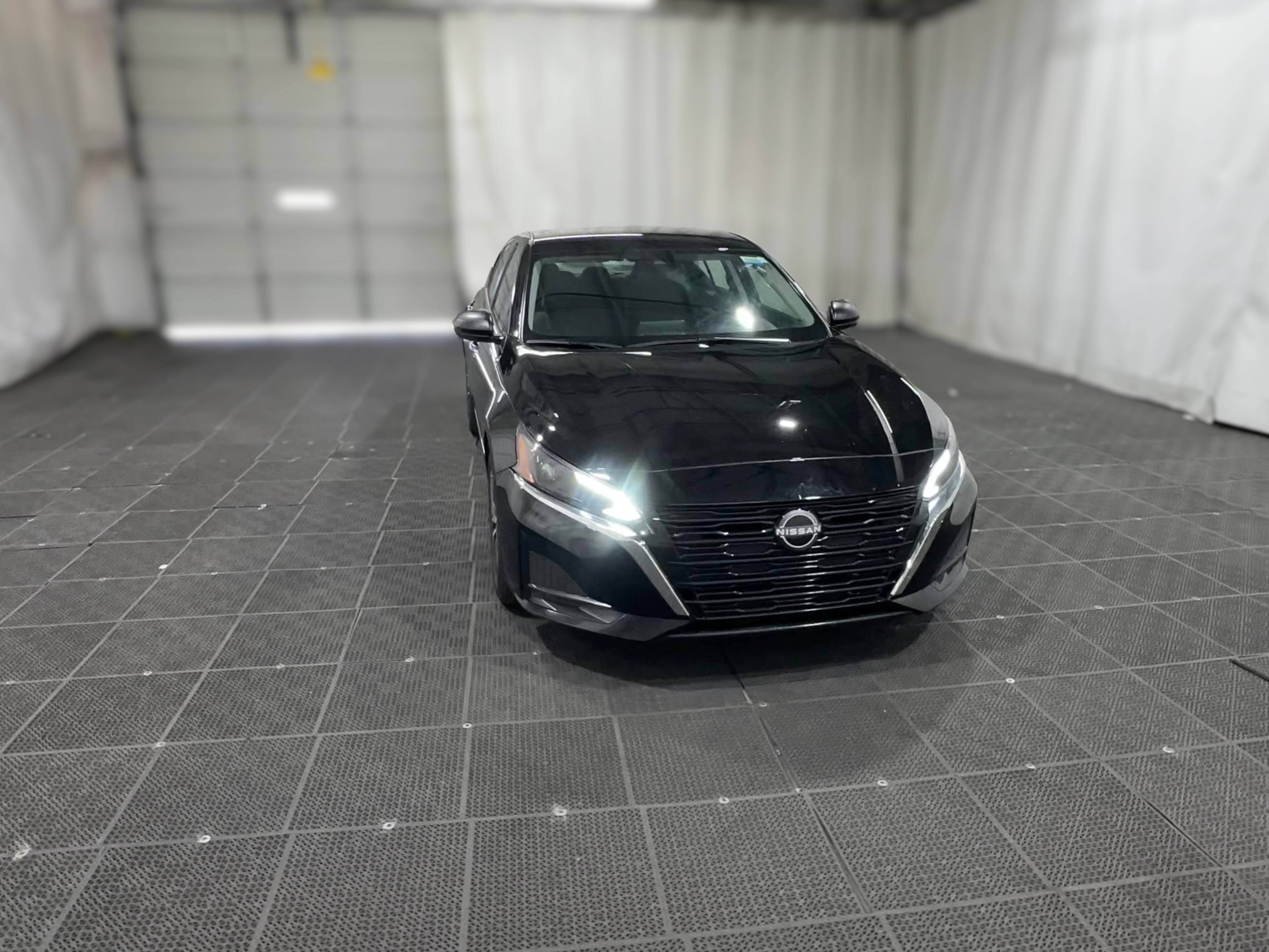 2025 Nissan Altima SV - Photo 35