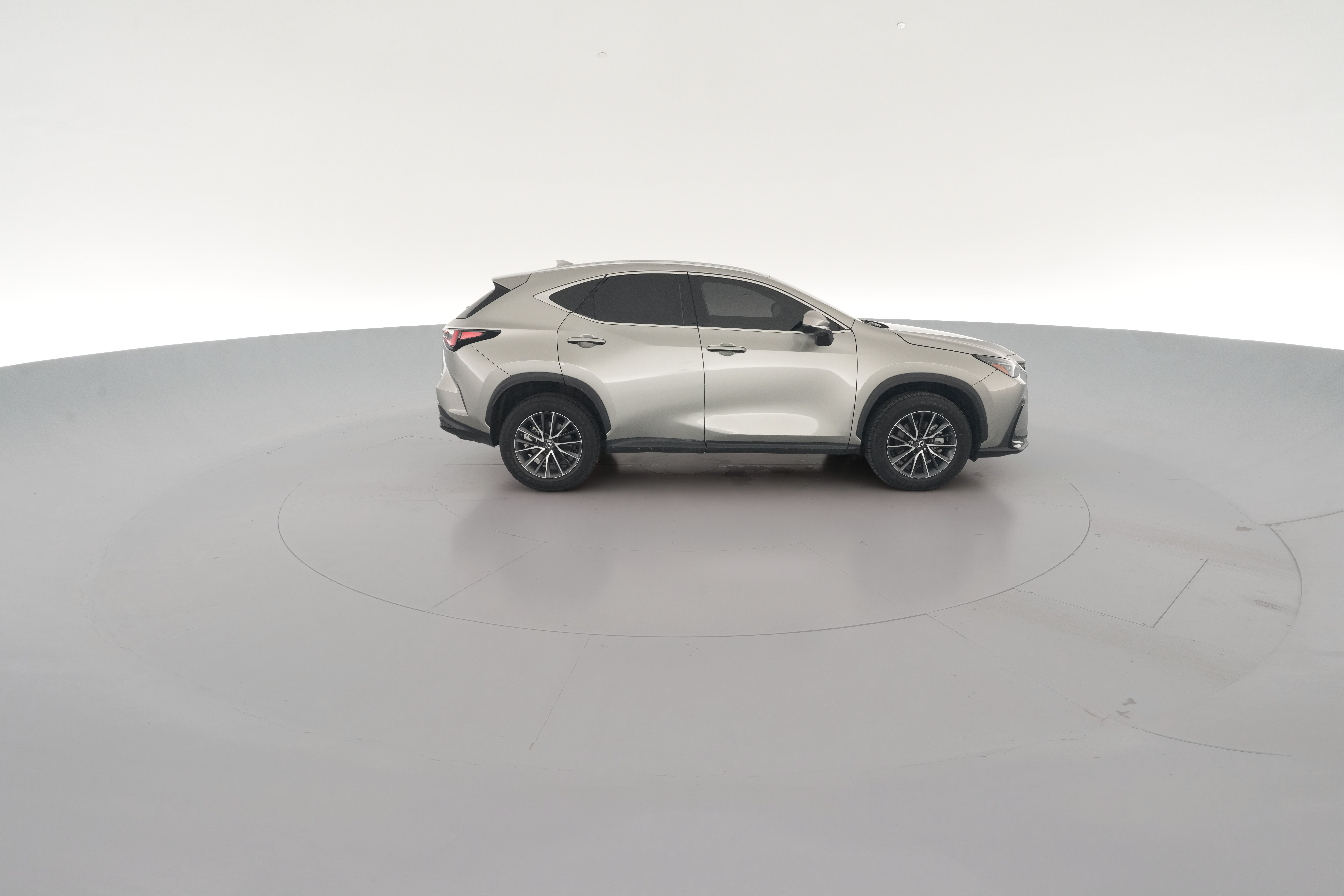 2022 Lexus NX 350 - Photo 38
