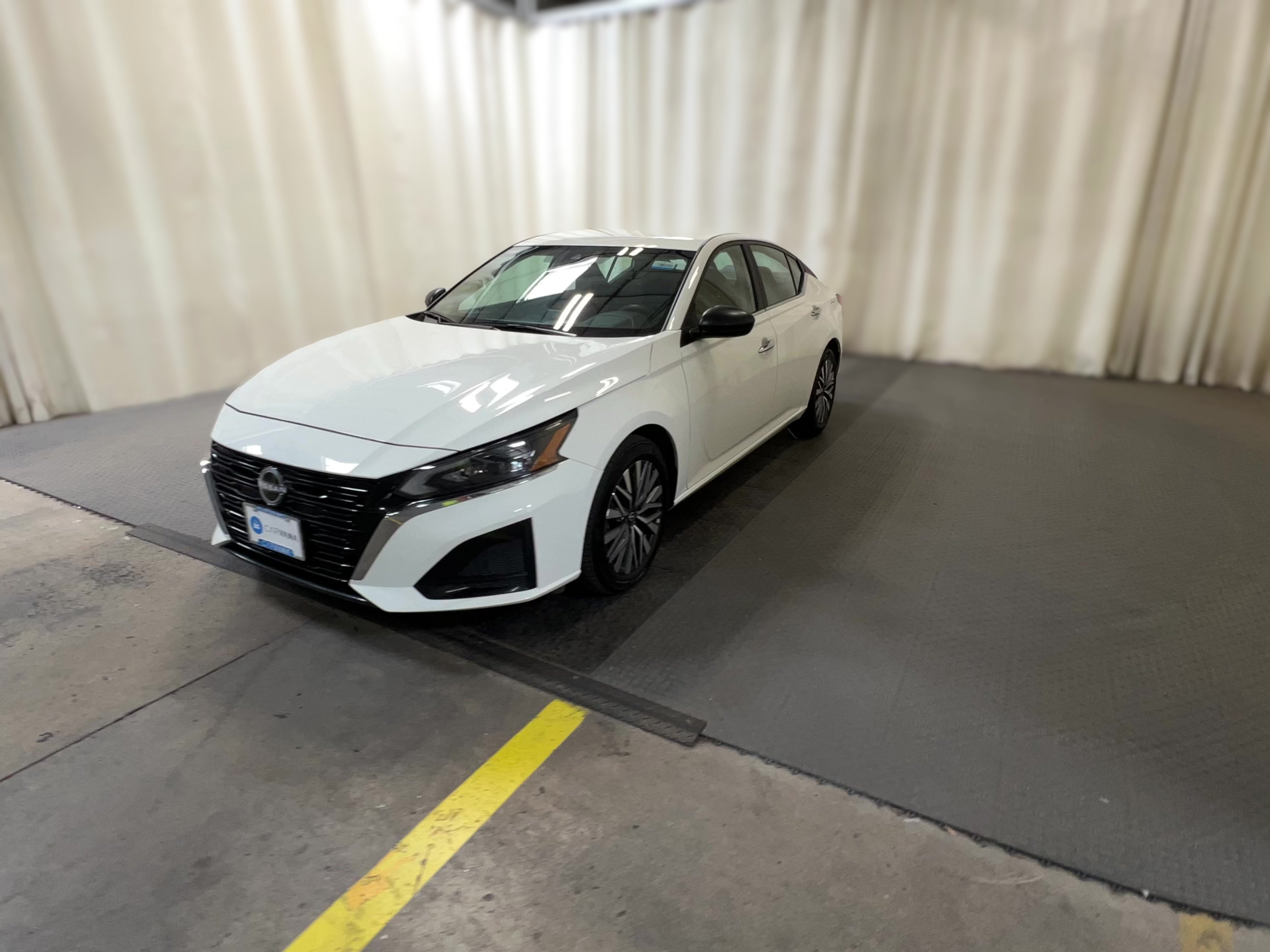 2025 Nissan Altima SV - Photo 21
