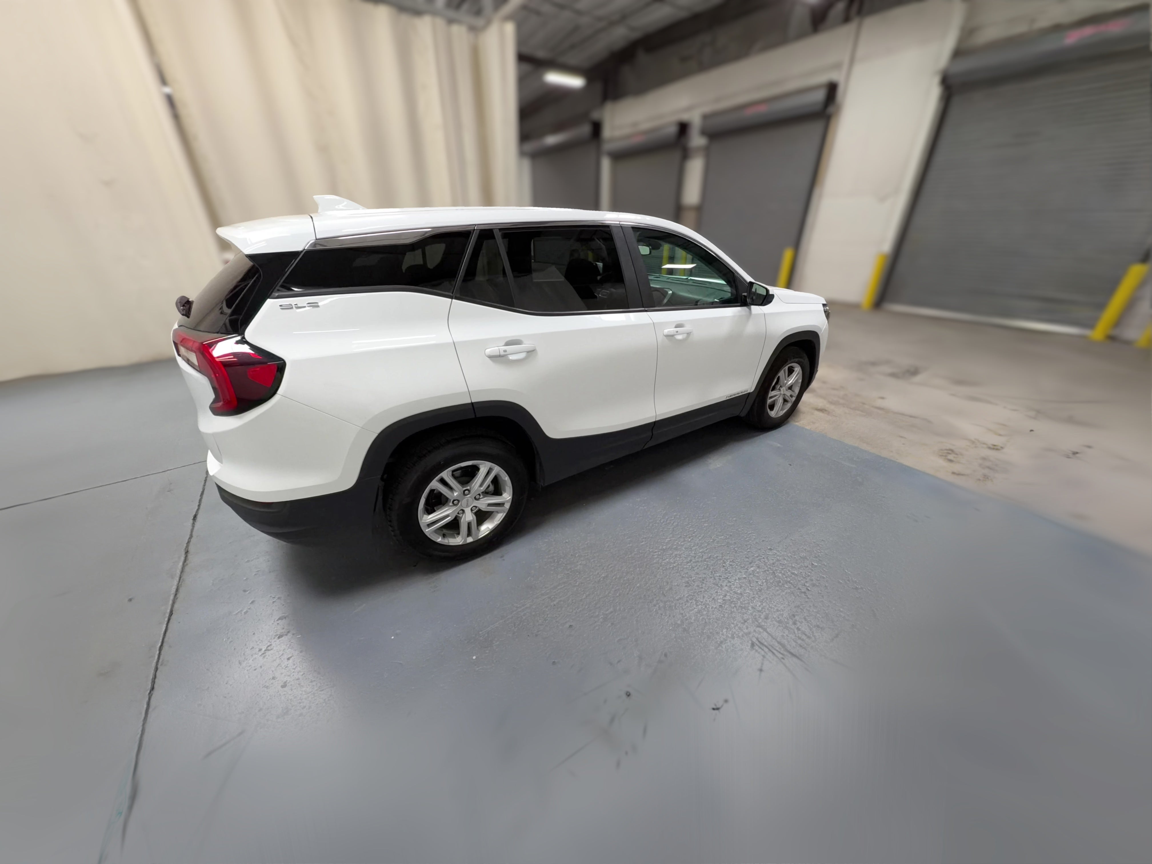2024 GMC Terrain SLE - Photo 32