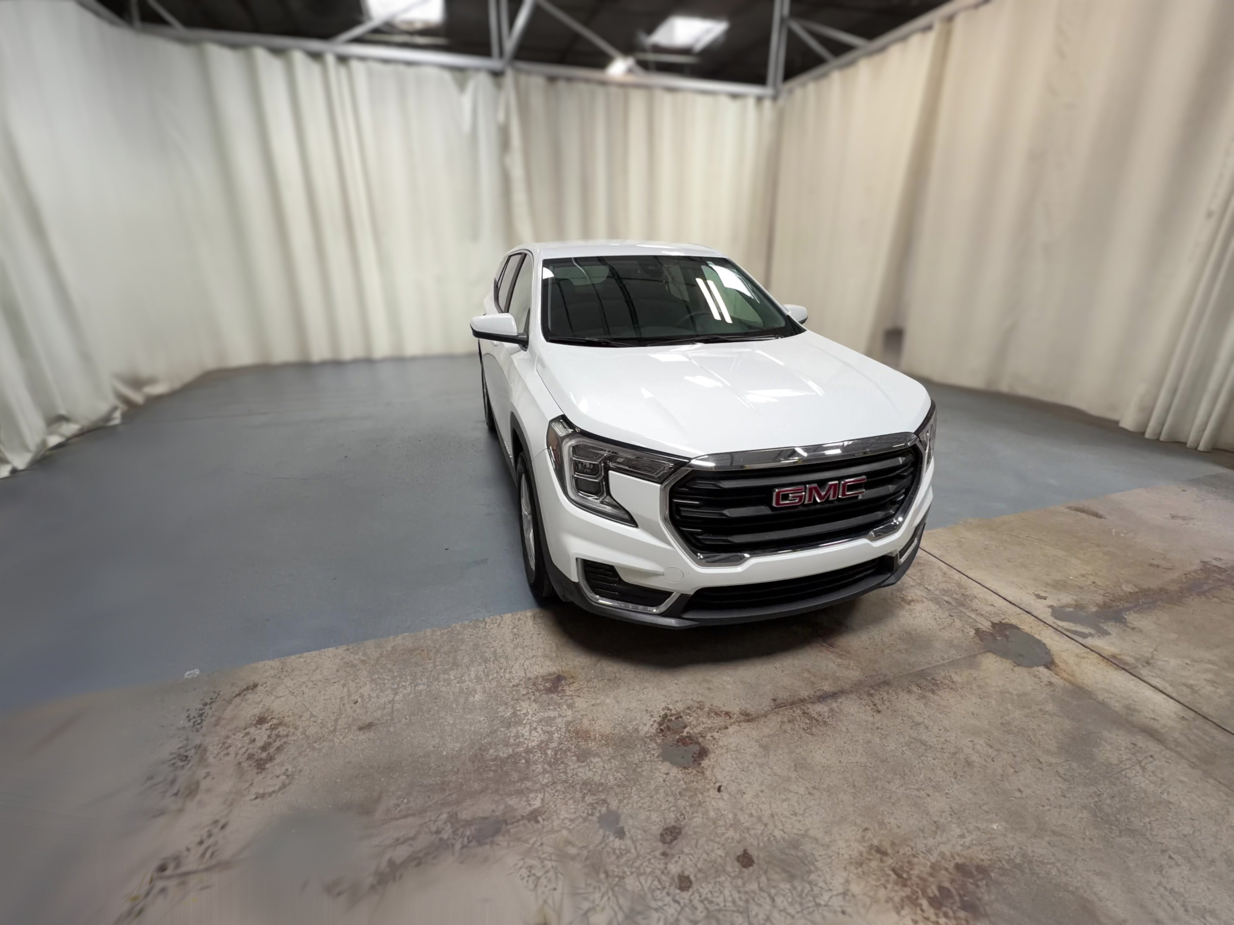 2024 GMC Terrain SLE - Photo 36