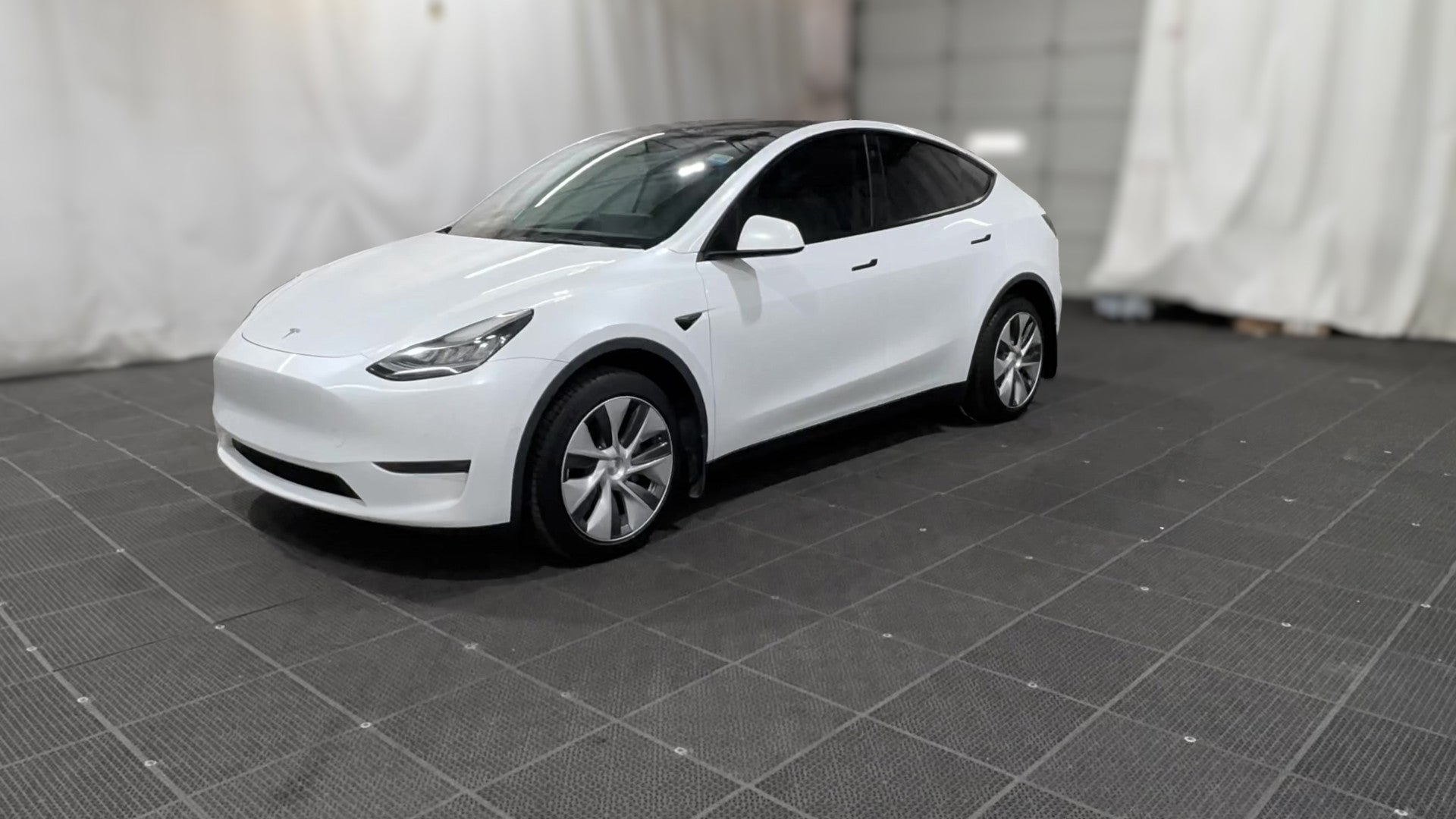 2022 Tesla Model Y vehicle photo
