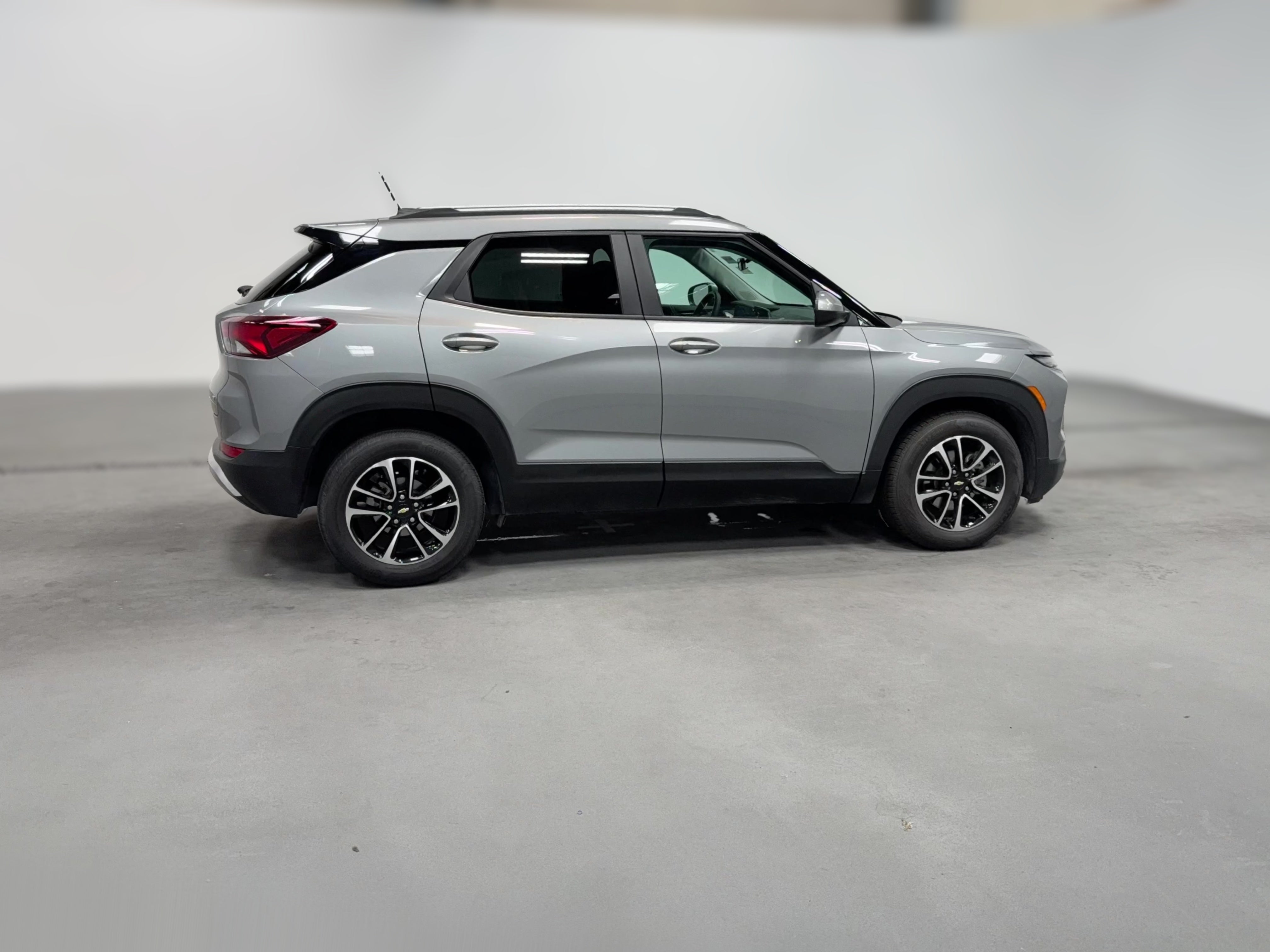 2025 Chevrolet Trailblazer LT - Photo 30