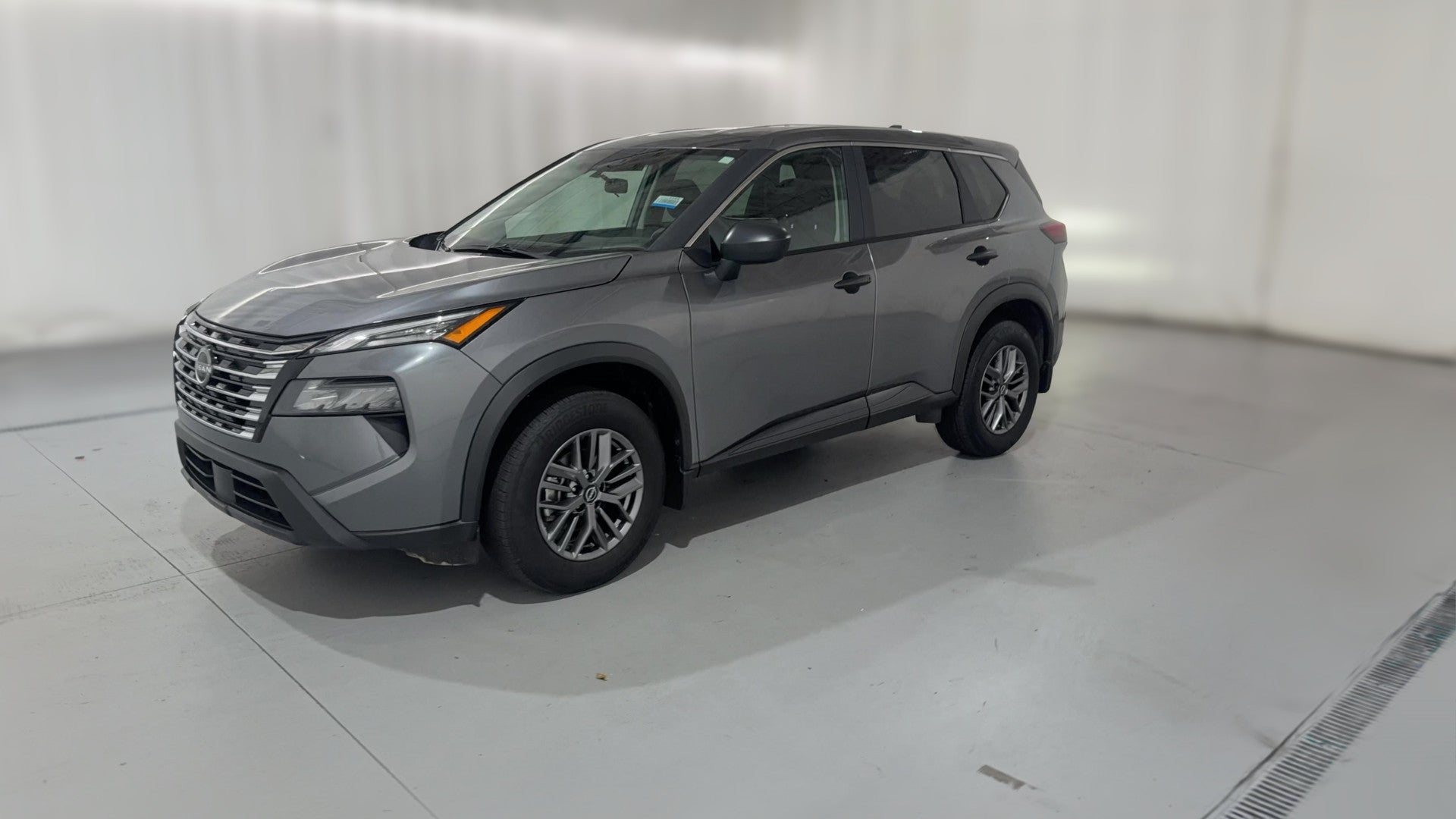 2025 Nissan Rogue vehicle photo