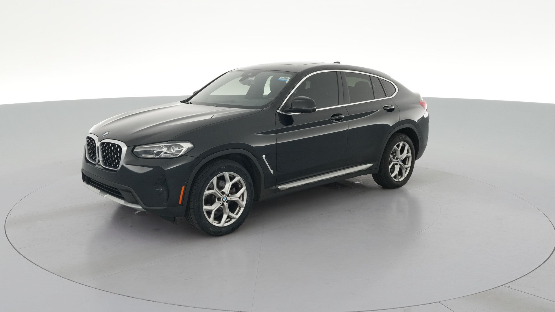 2024 BMW X4 vehicle photo