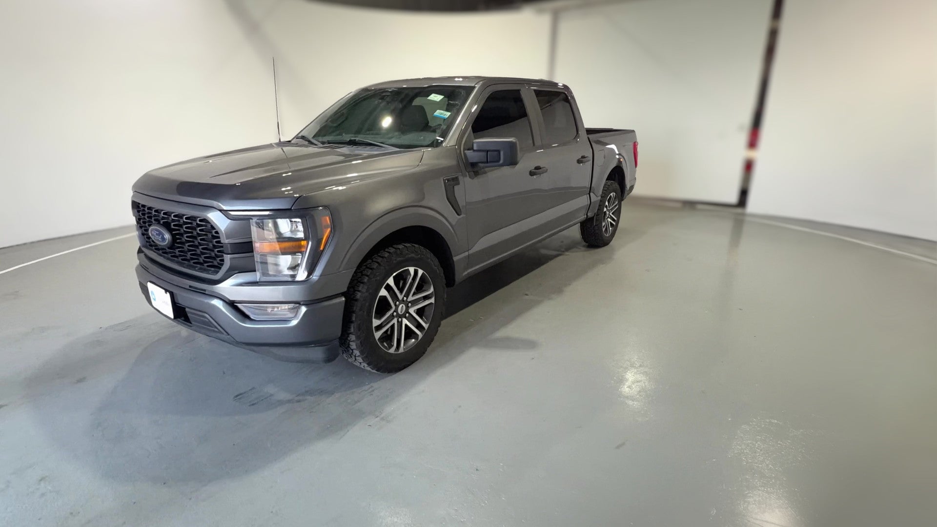 2023 Ford F150 SuperCrew Cab vehicle photo