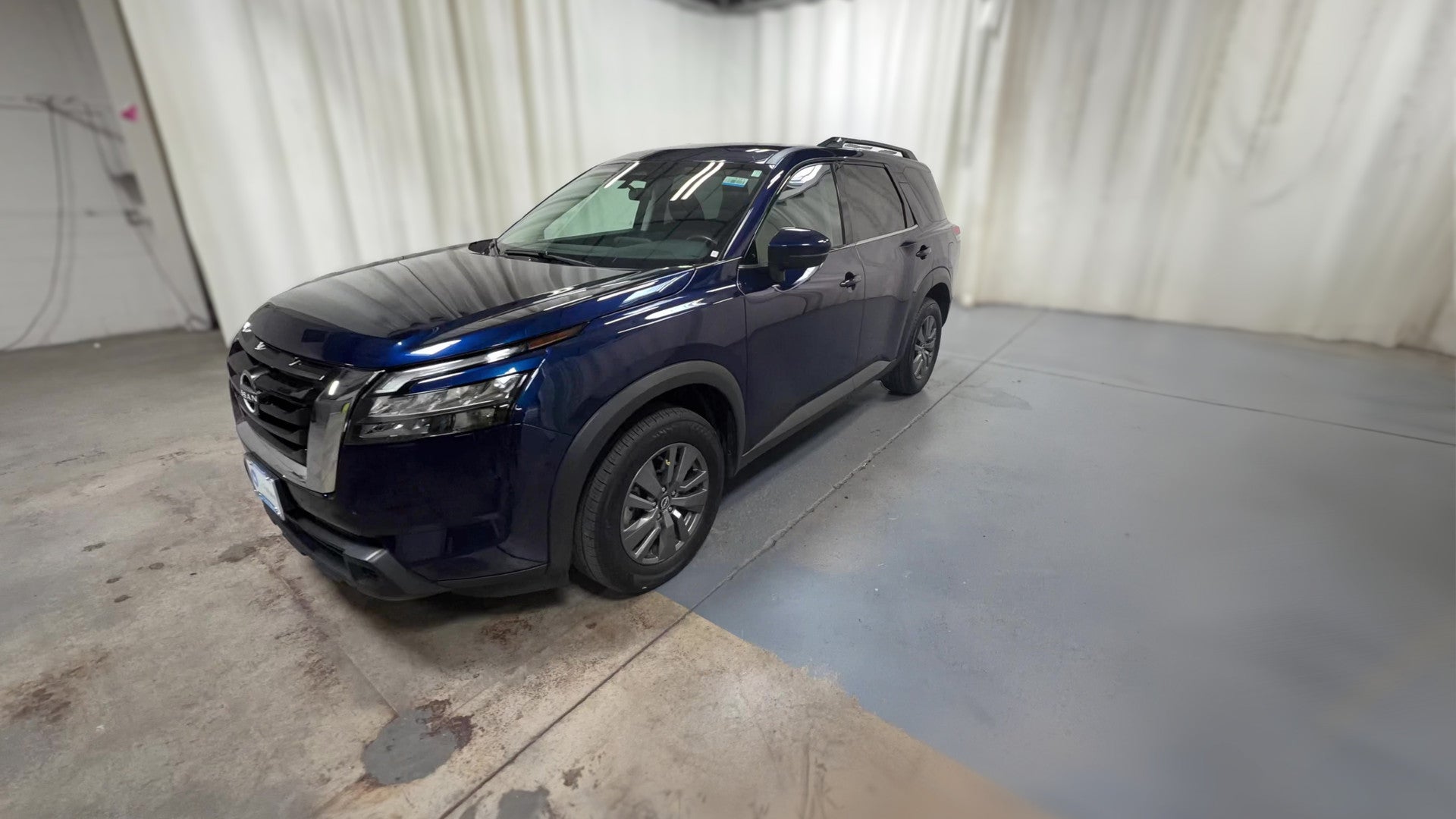 2025 Nissan Pathfinder vehicle photo