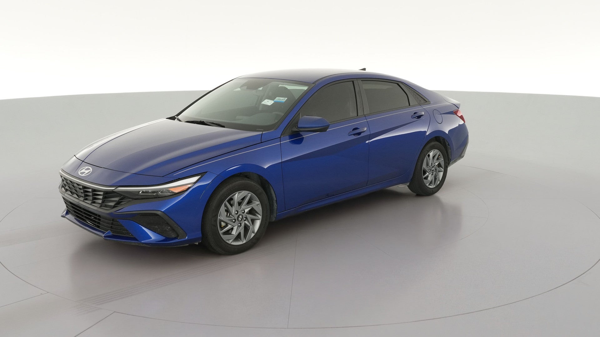 2025 Hyundai Elantra Hybrid vehicle photo