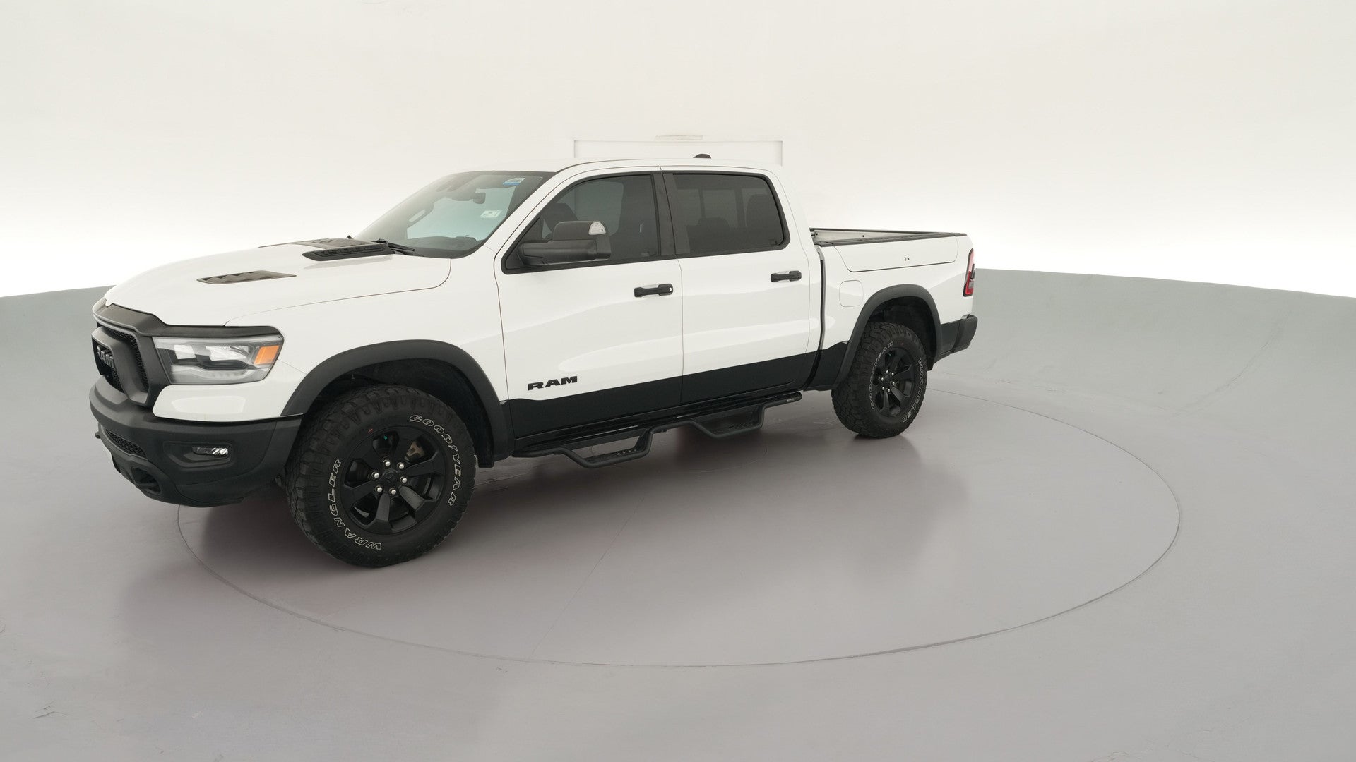 2023 Ram 1500 Crew Cab vehicle photo