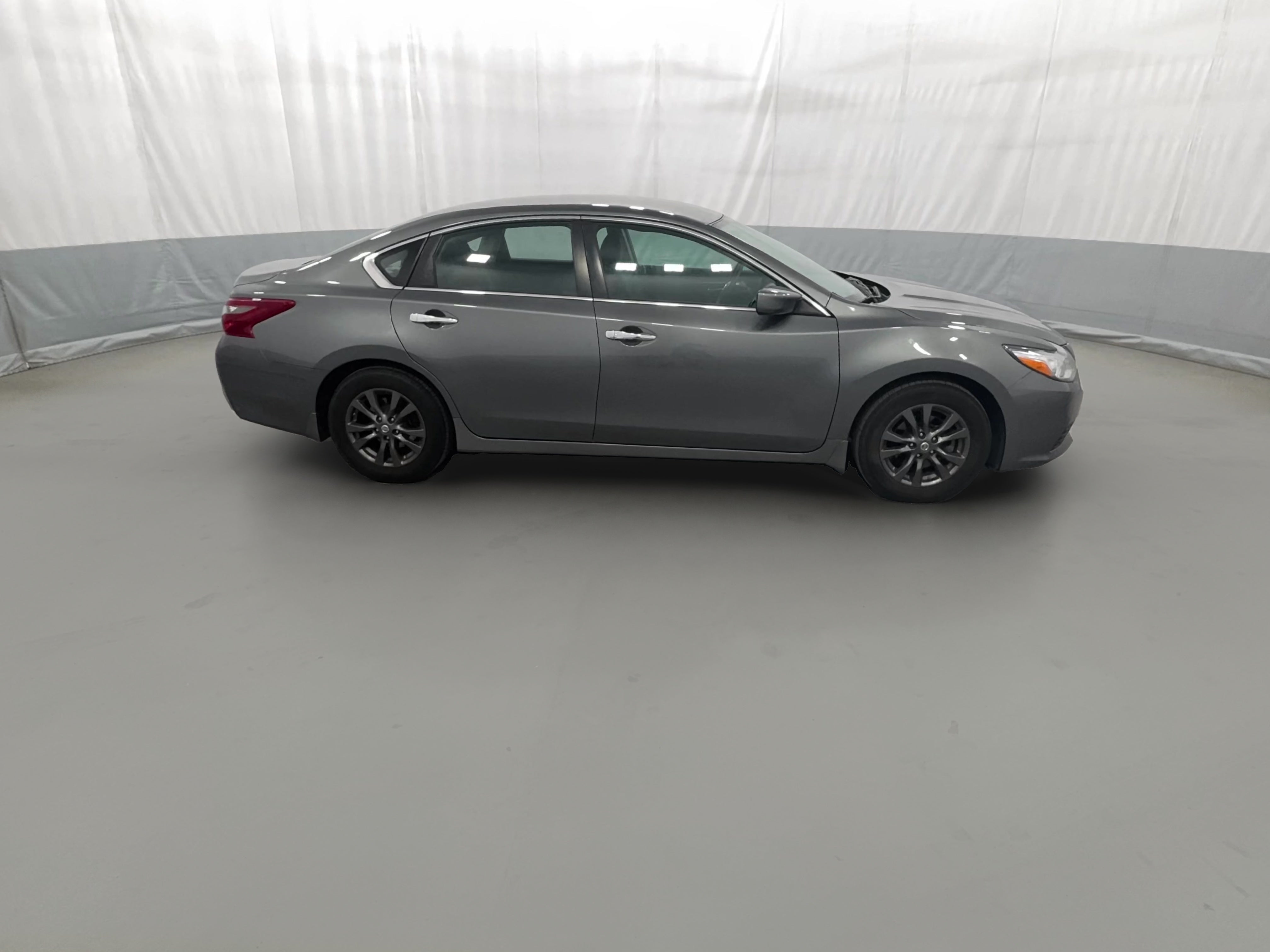 2018 Nissan Altima S - Photo 34