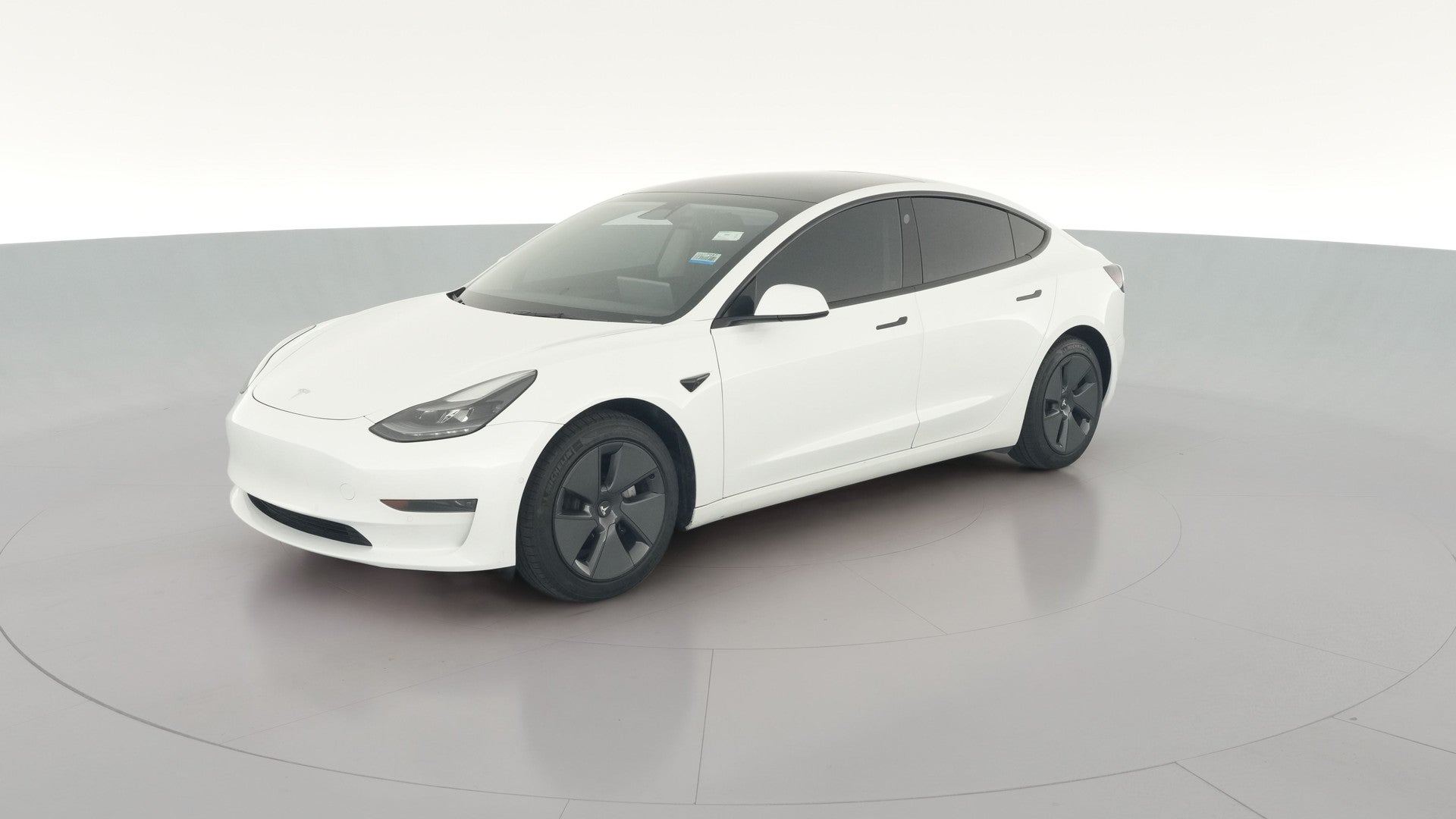 2021 Tesla Model 3 vehicle photo
