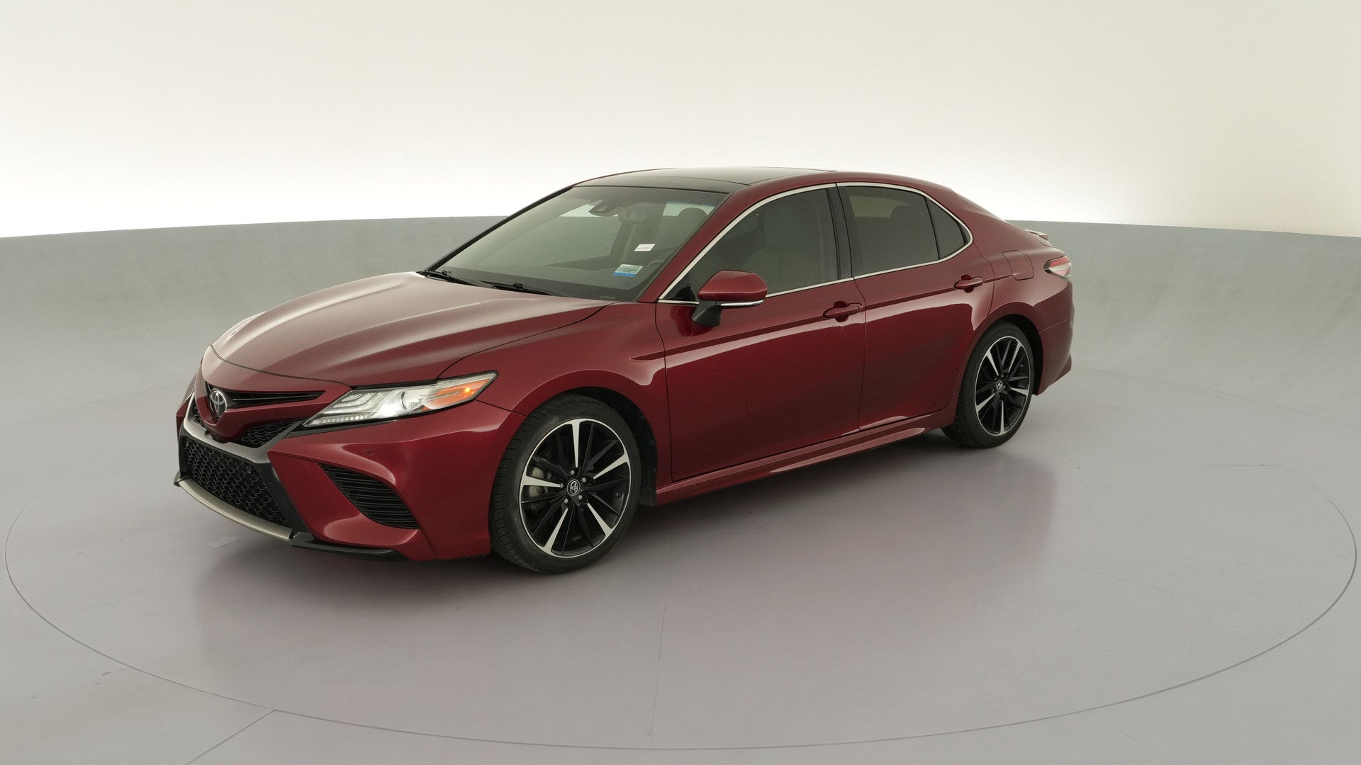 2018 Toyota Camry vehicle photo