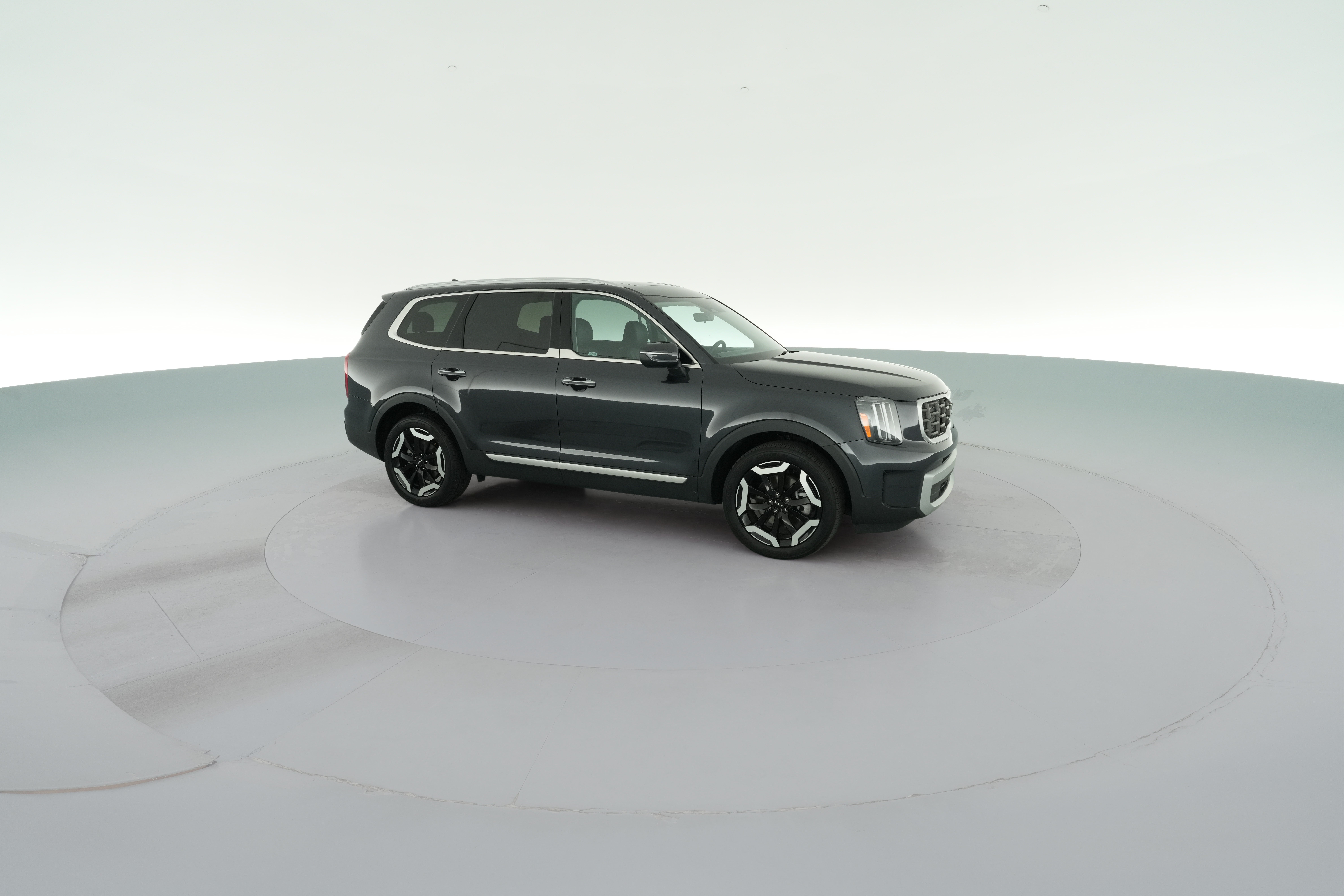 2025 Kia Telluride S - Photo 41
