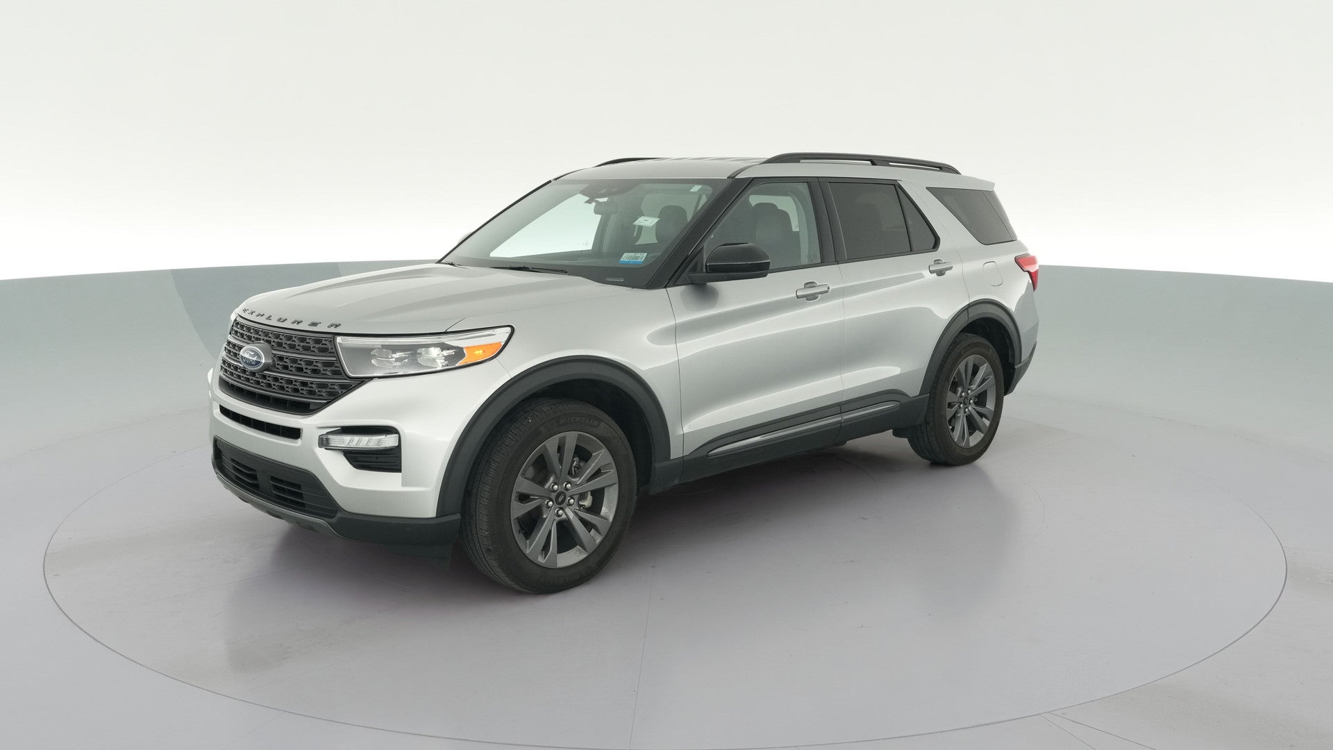 2022 Ford Explorer vehicle photo
