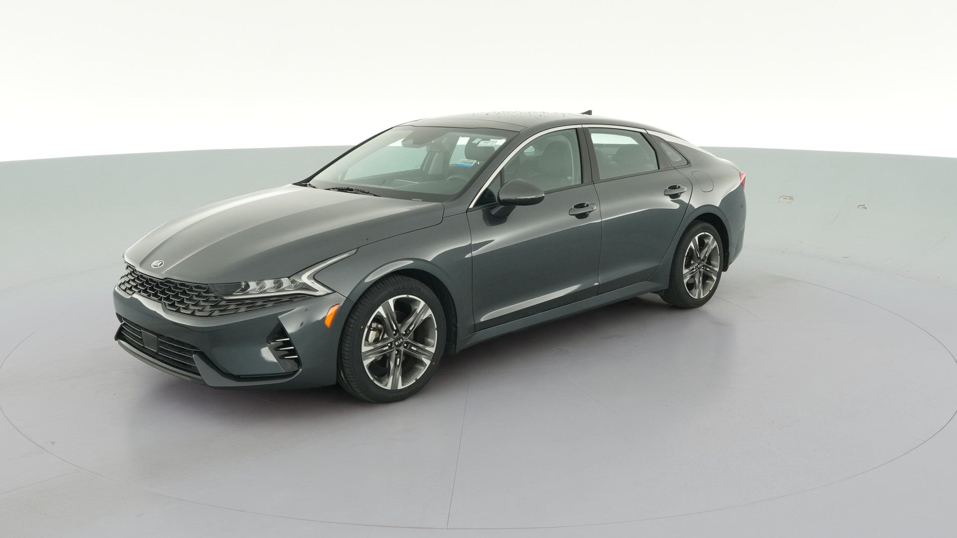 2021 Kia K5 vehicle photo