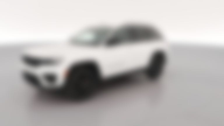 2024 Jeep Grand Cherokee vehicle photo