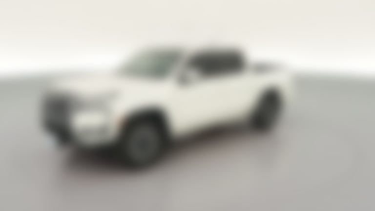 2025 Nissan Frontier Crew Cab vehicle photo