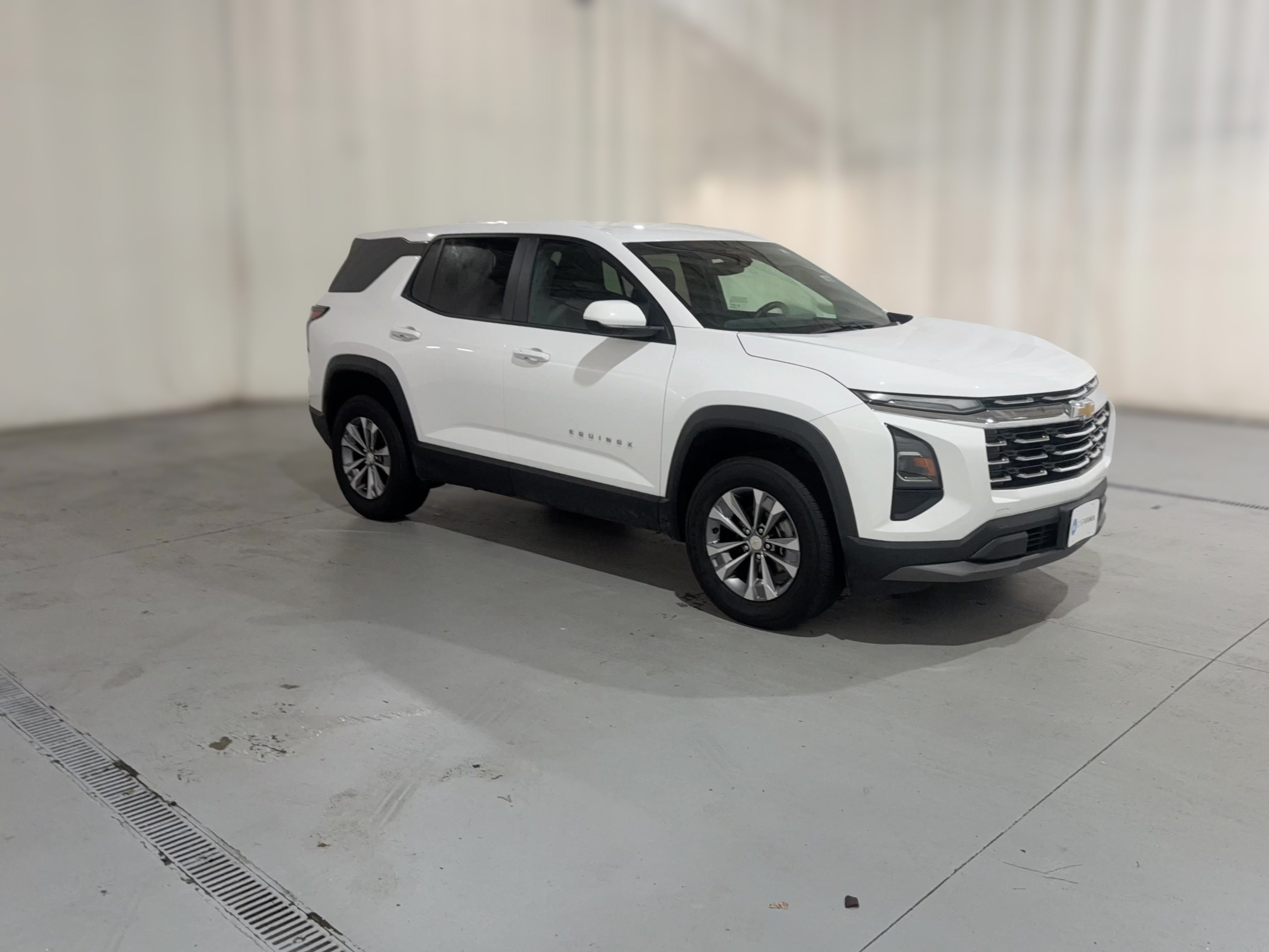 2025 Chevrolet Equinox LT - Photo 35