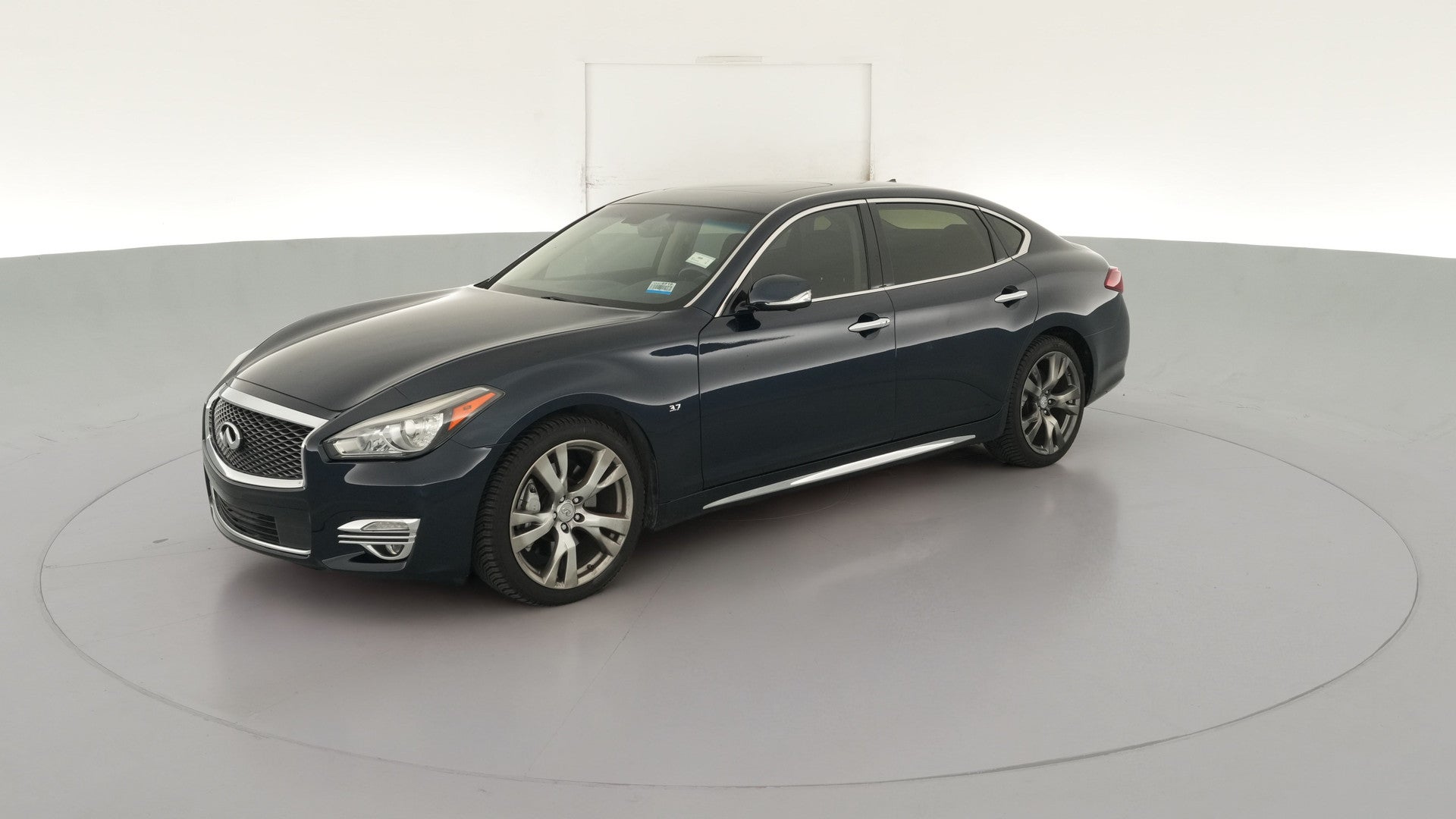 2019 INFINITI Q70 vehicle photo