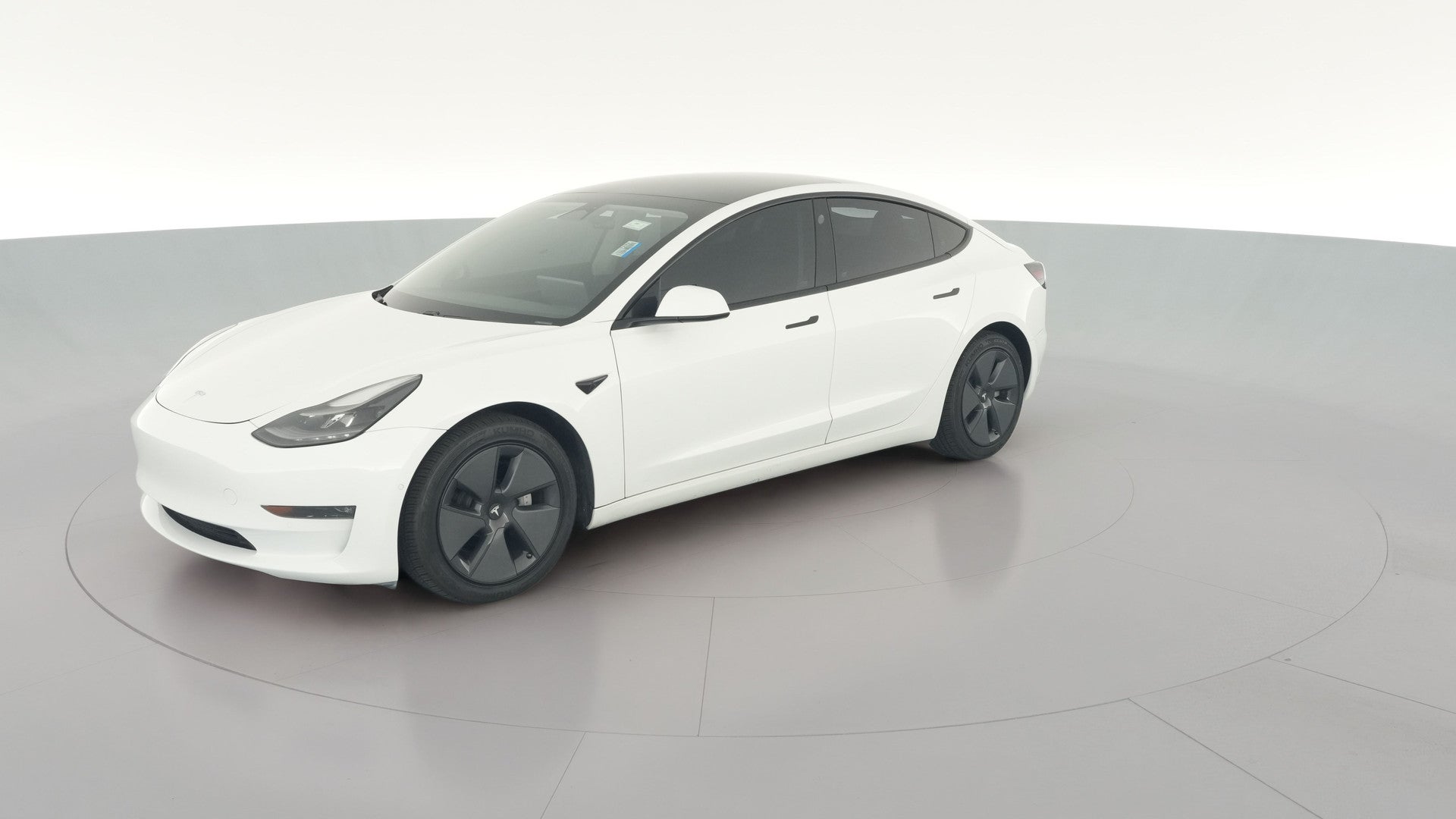 2021 Tesla Model 3 vehicle photo