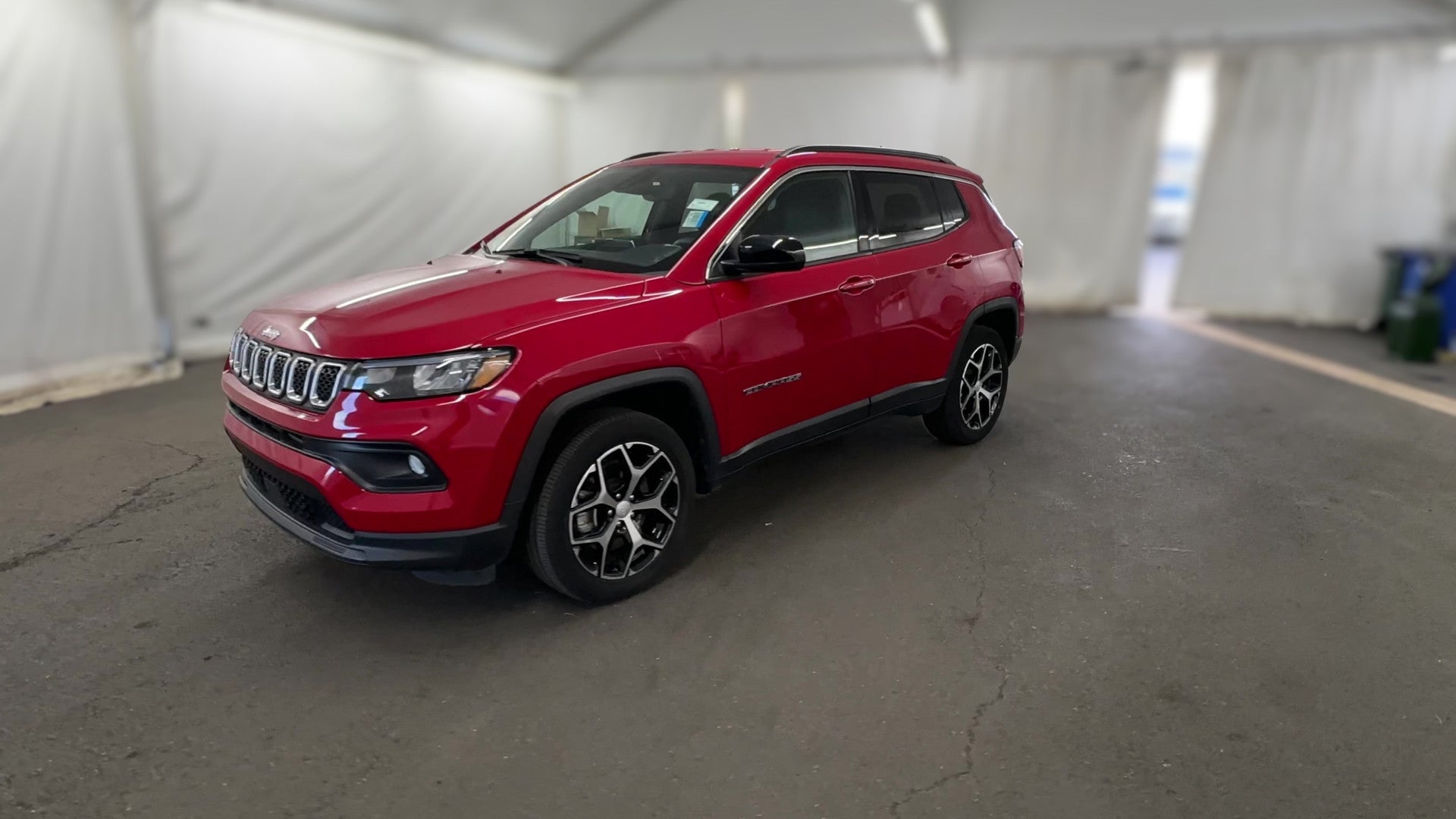 2024 Jeep Compass vehicle photo