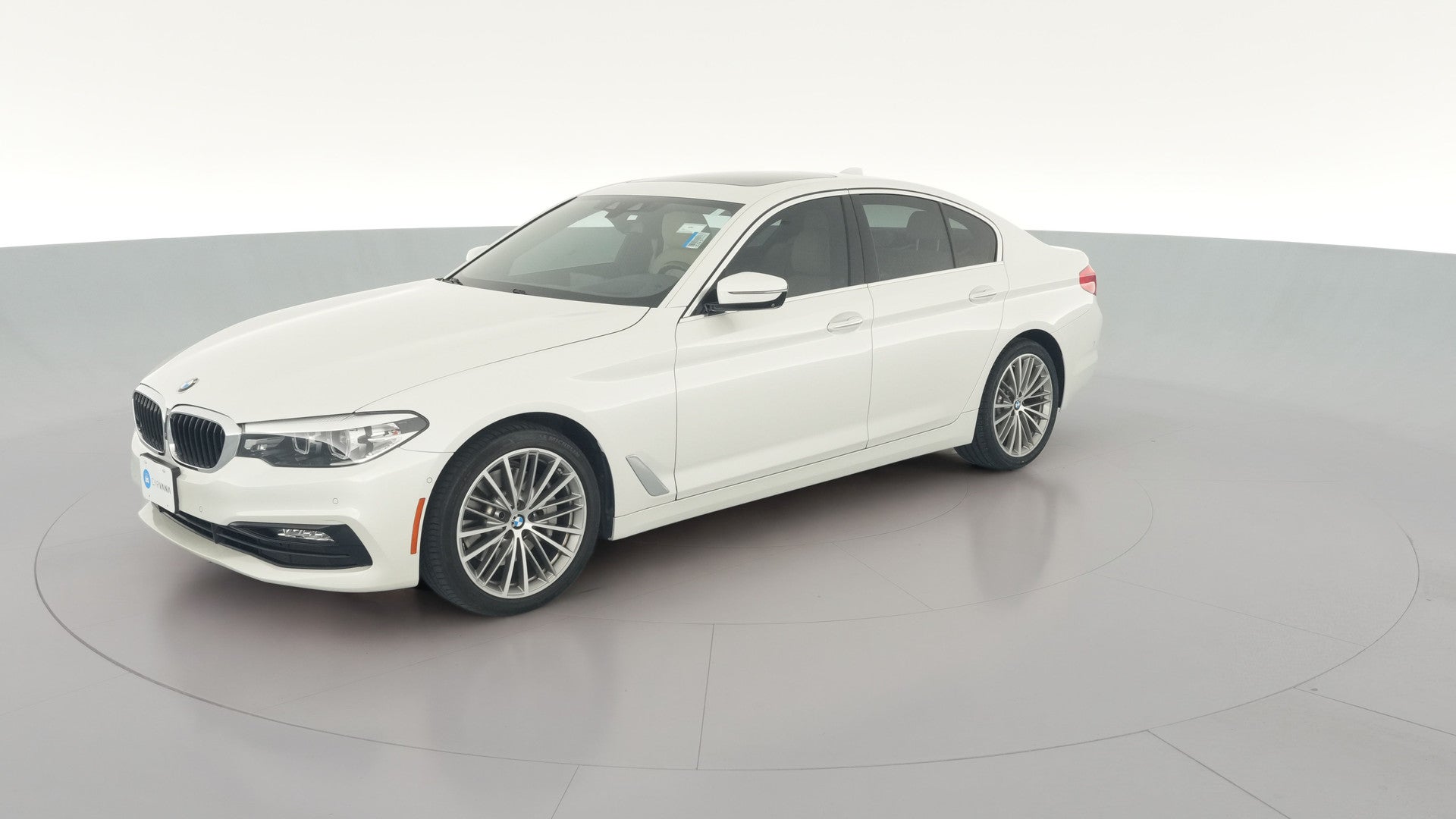 2018 BMW 5 Series vehicle photo