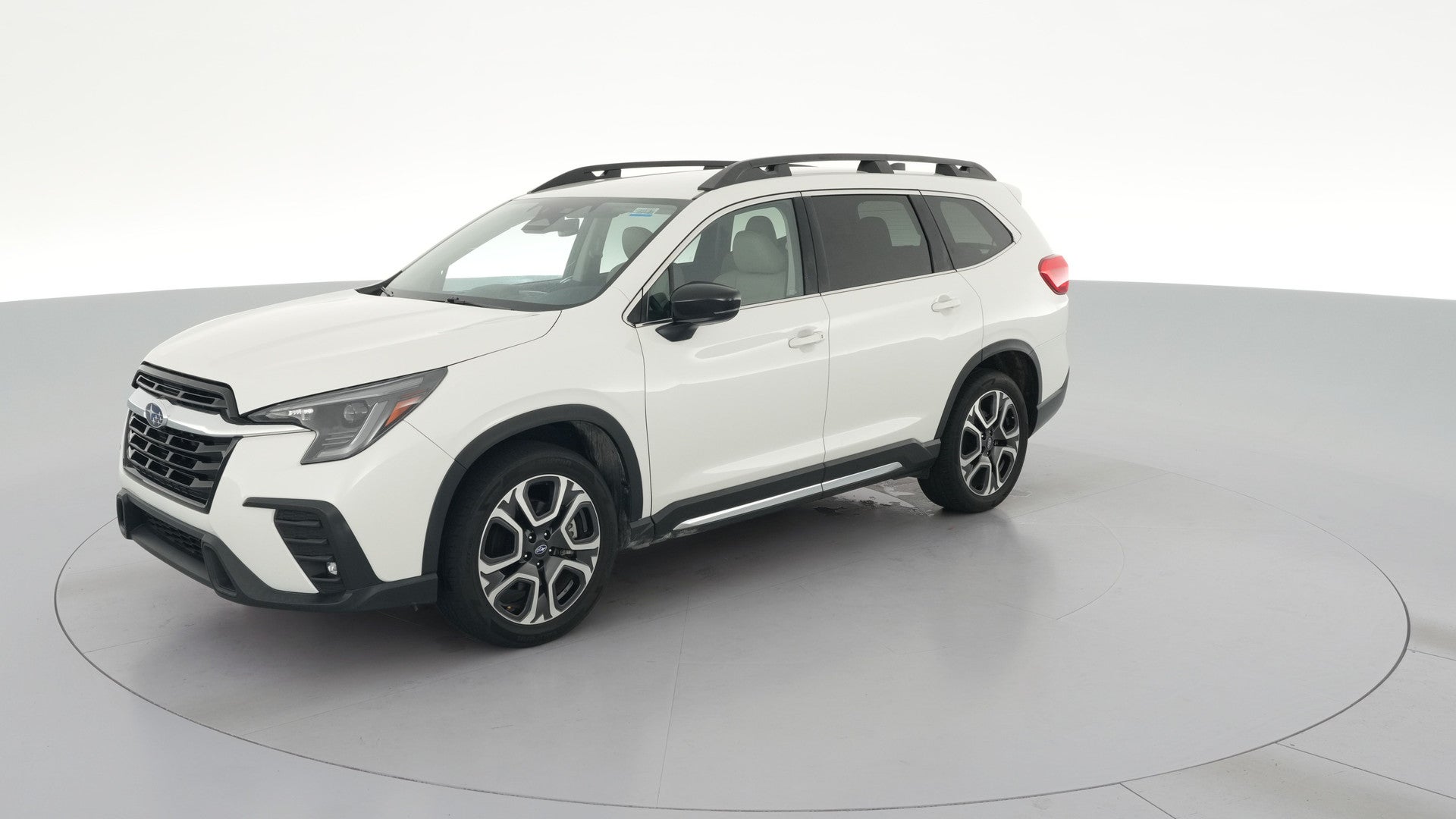 2024 Subaru Ascent vehicle photo