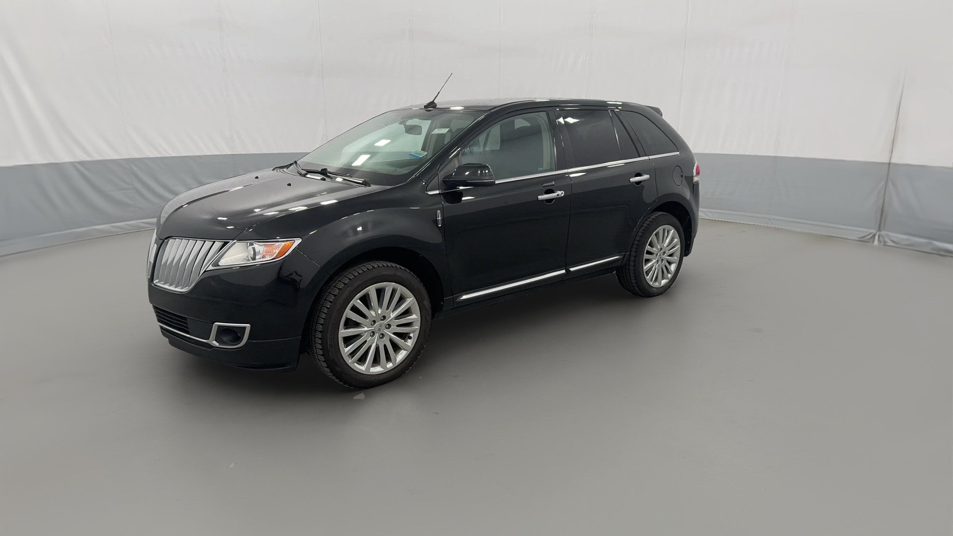 2013 Lincoln MKX vehicle photo