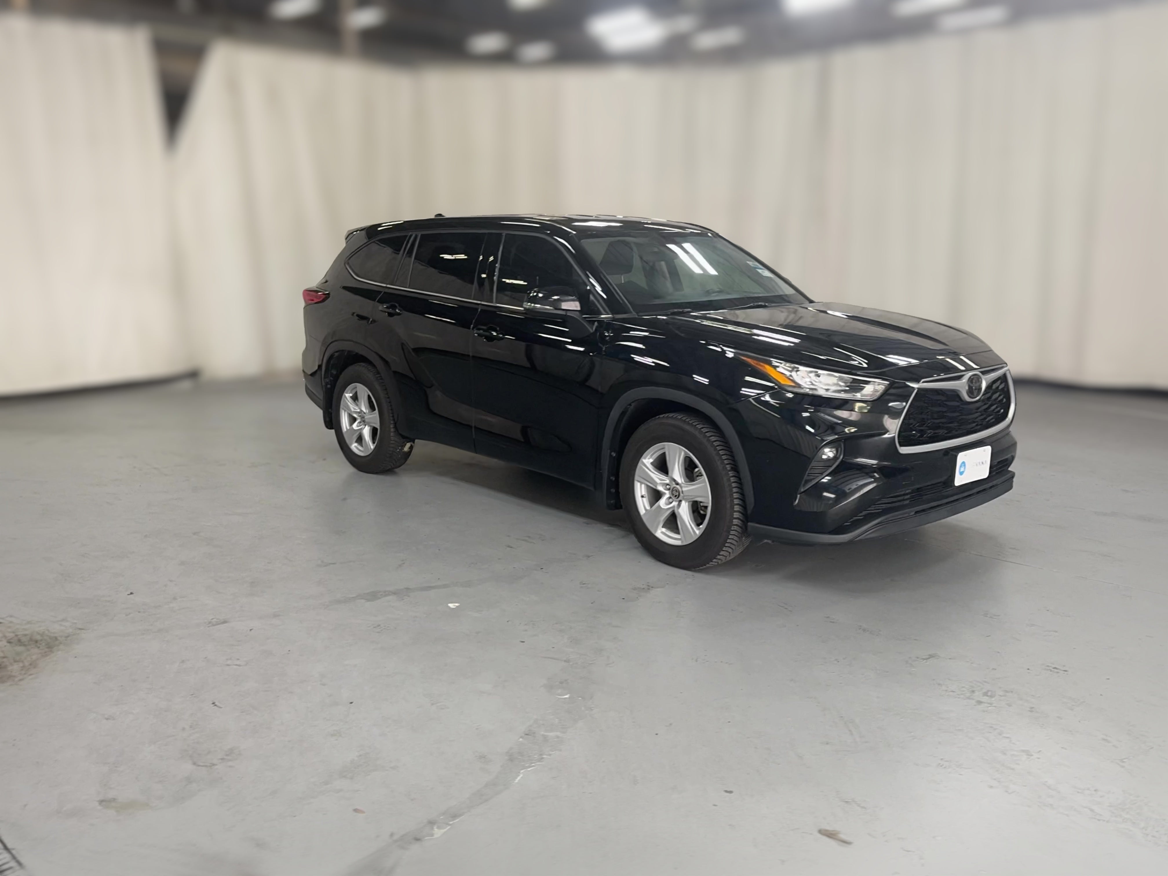 2020 Toyota Highlander LE - Photo 38