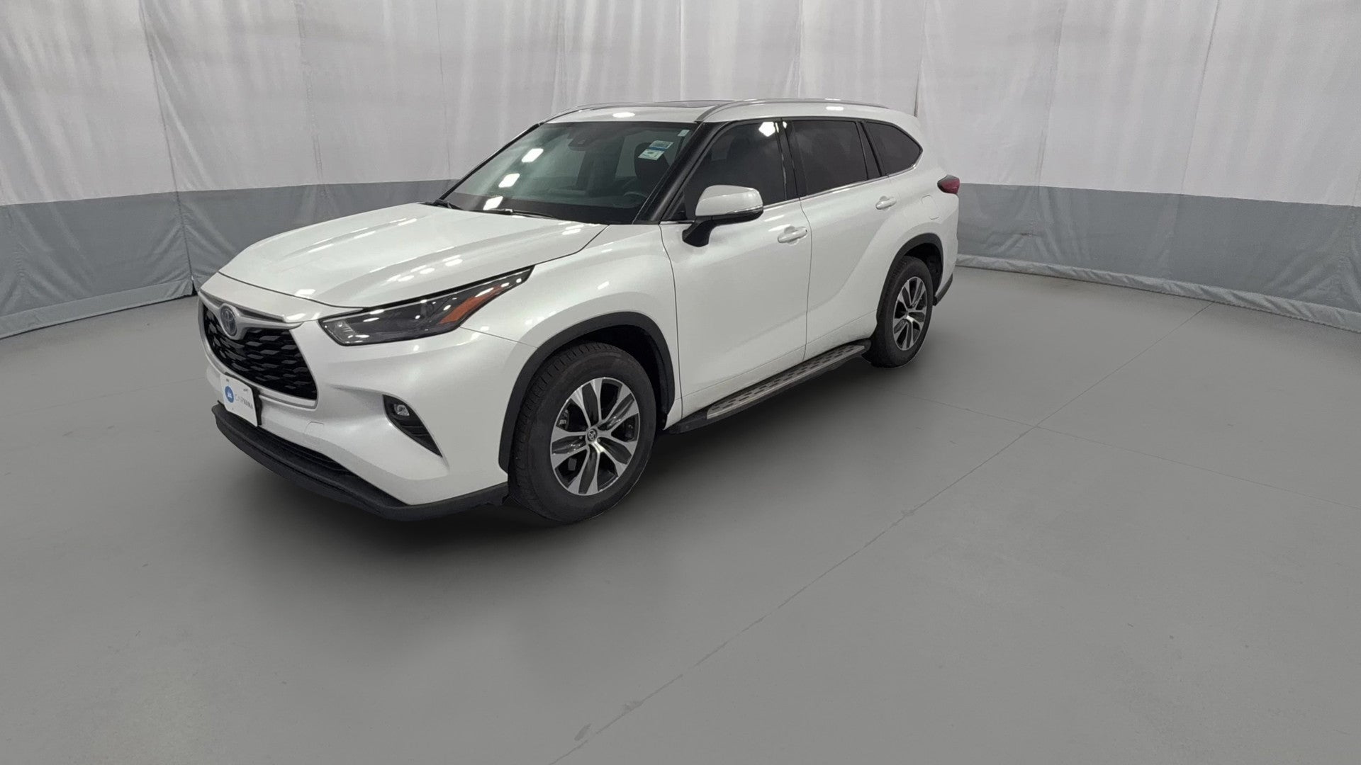 2022 Toyota Highlander Hybrid vehicle photo