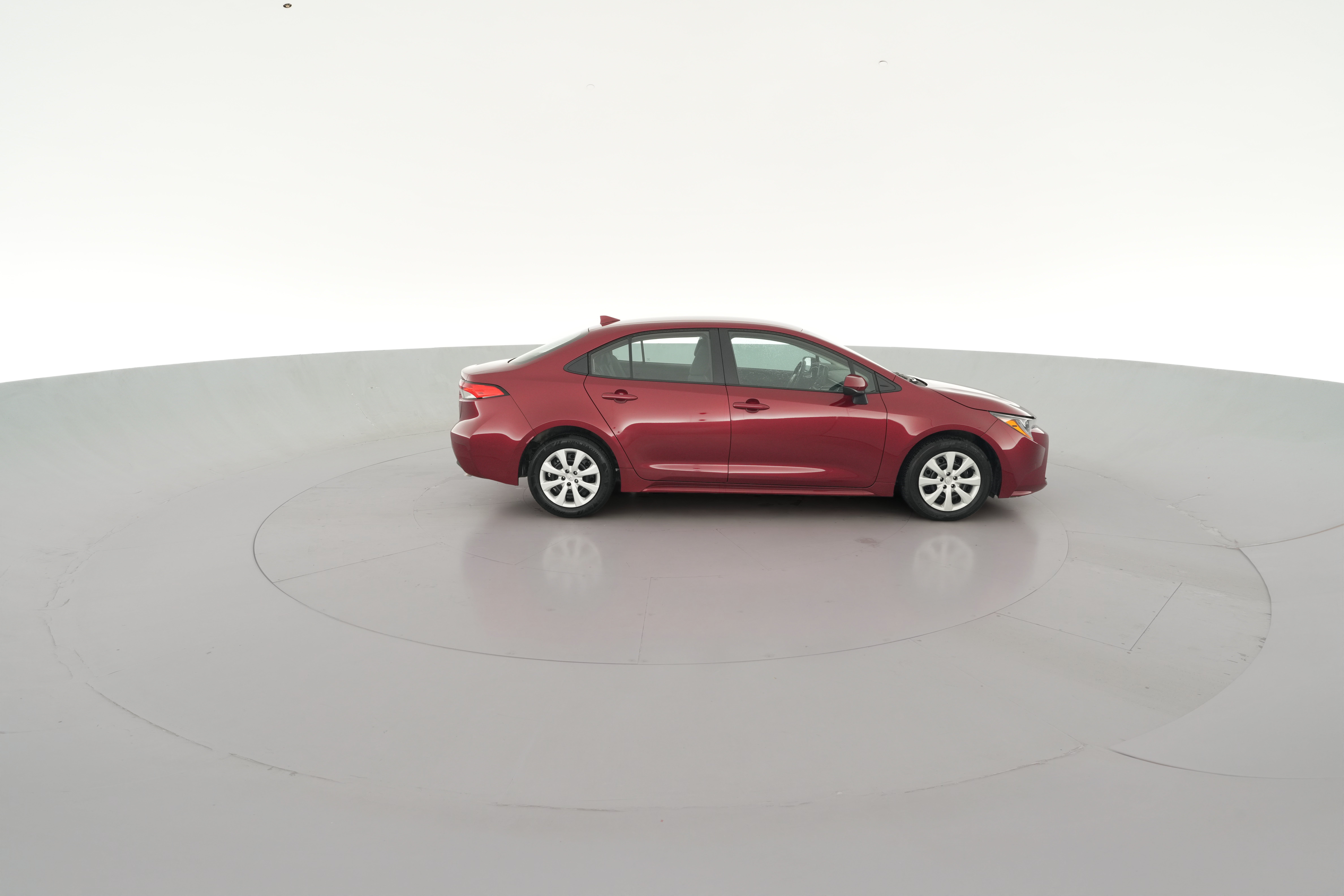 2025 Toyota Corolla LE - Photo 28