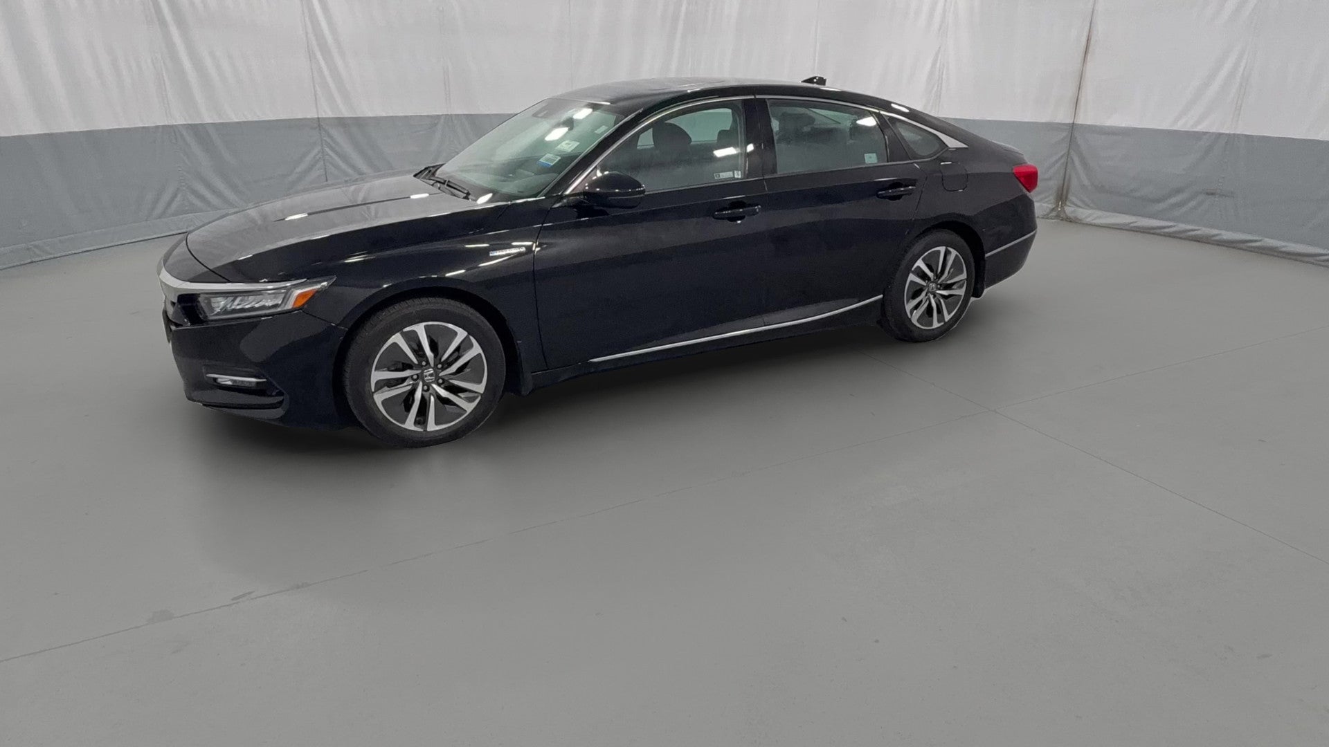 2018 Honda Accord Hybrid vehicle photo
