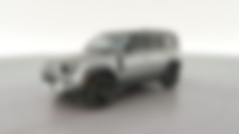 2020 Land Rover Defender 110 vehicle photo