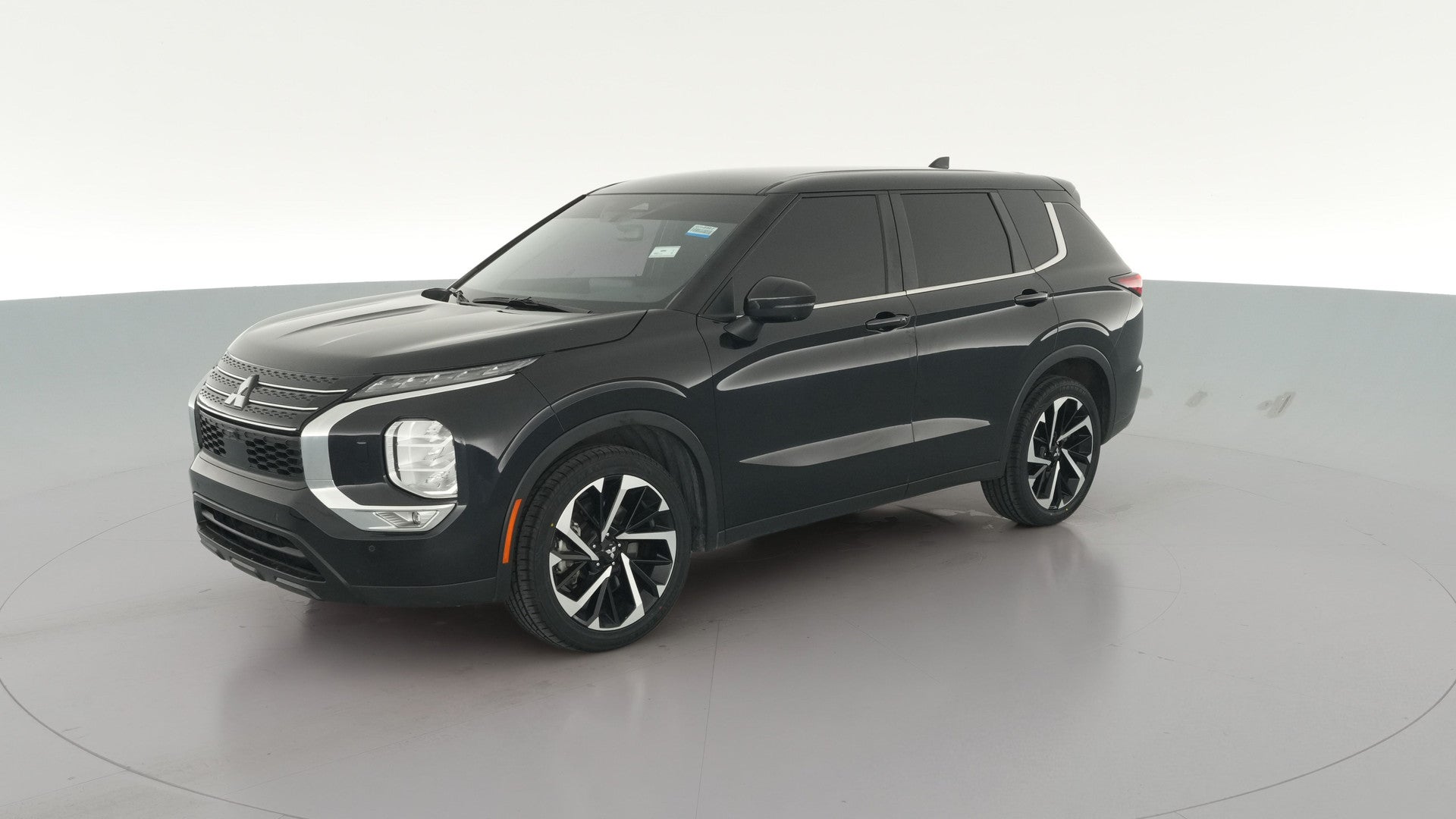 2024 Mitsubishi Outlander vehicle photo