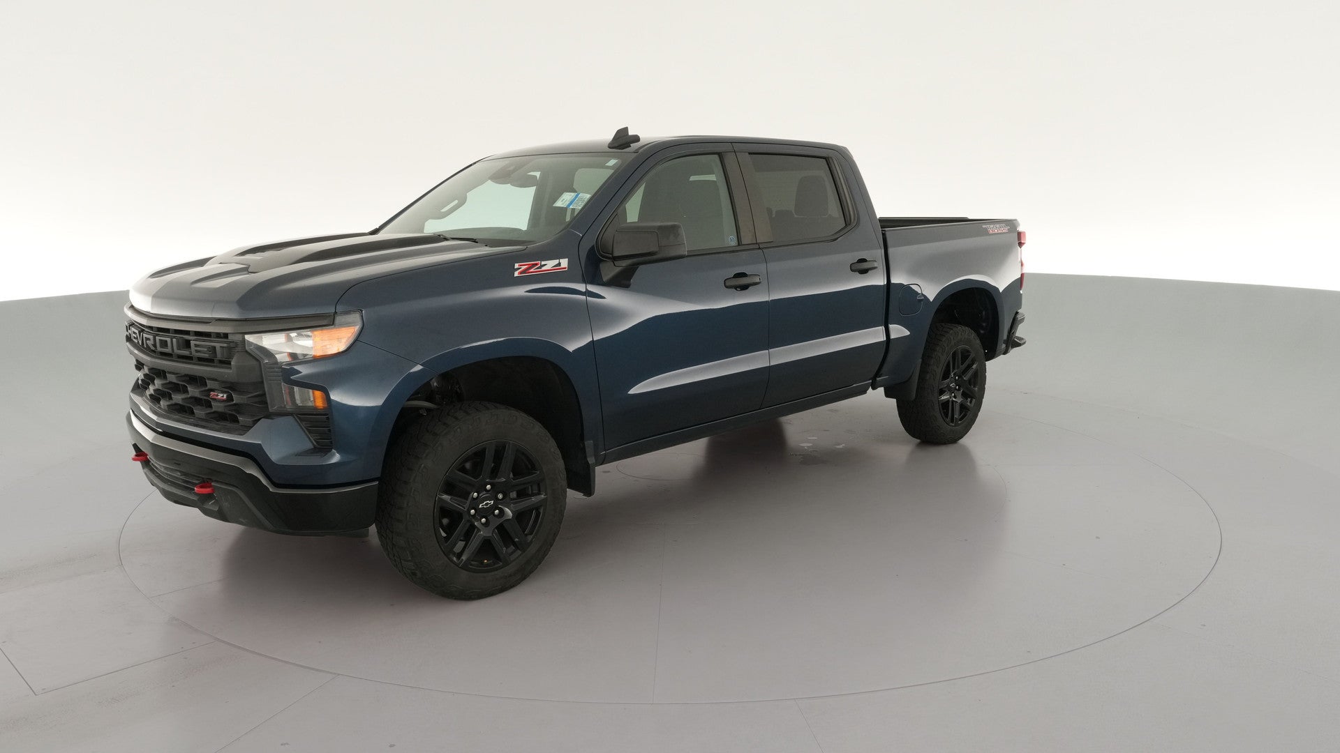 2022 Chevrolet Silverado 1500 Crew Cab vehicle photo