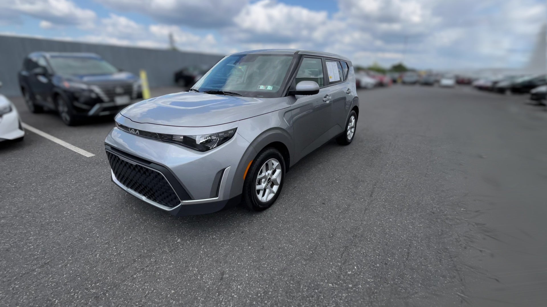 2025 Kia Soul vehicle photo