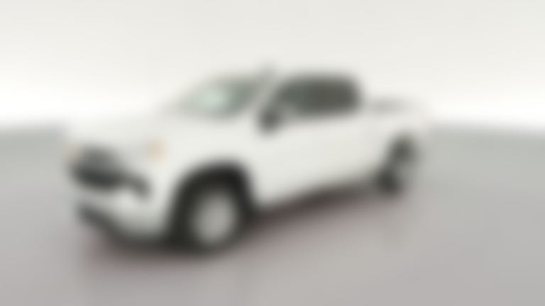 2025 Chevrolet Silverado 1500 Crew Cab vehicle photo