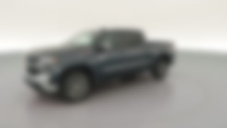 2022 Chevrolet Silverado 1500 Limited Crew Cab vehicle photo