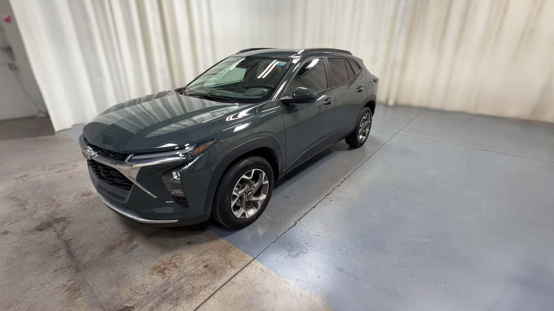 2025 Chevrolet Trax vehicle photo